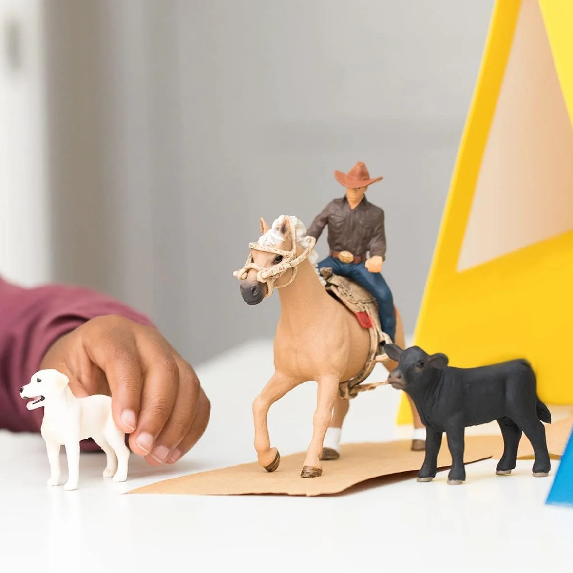 Schleich FARM WORLD Jazda westernowa 42578 zestaw farma z kowbojem, koniem, cielęciem i psem 6 elementów