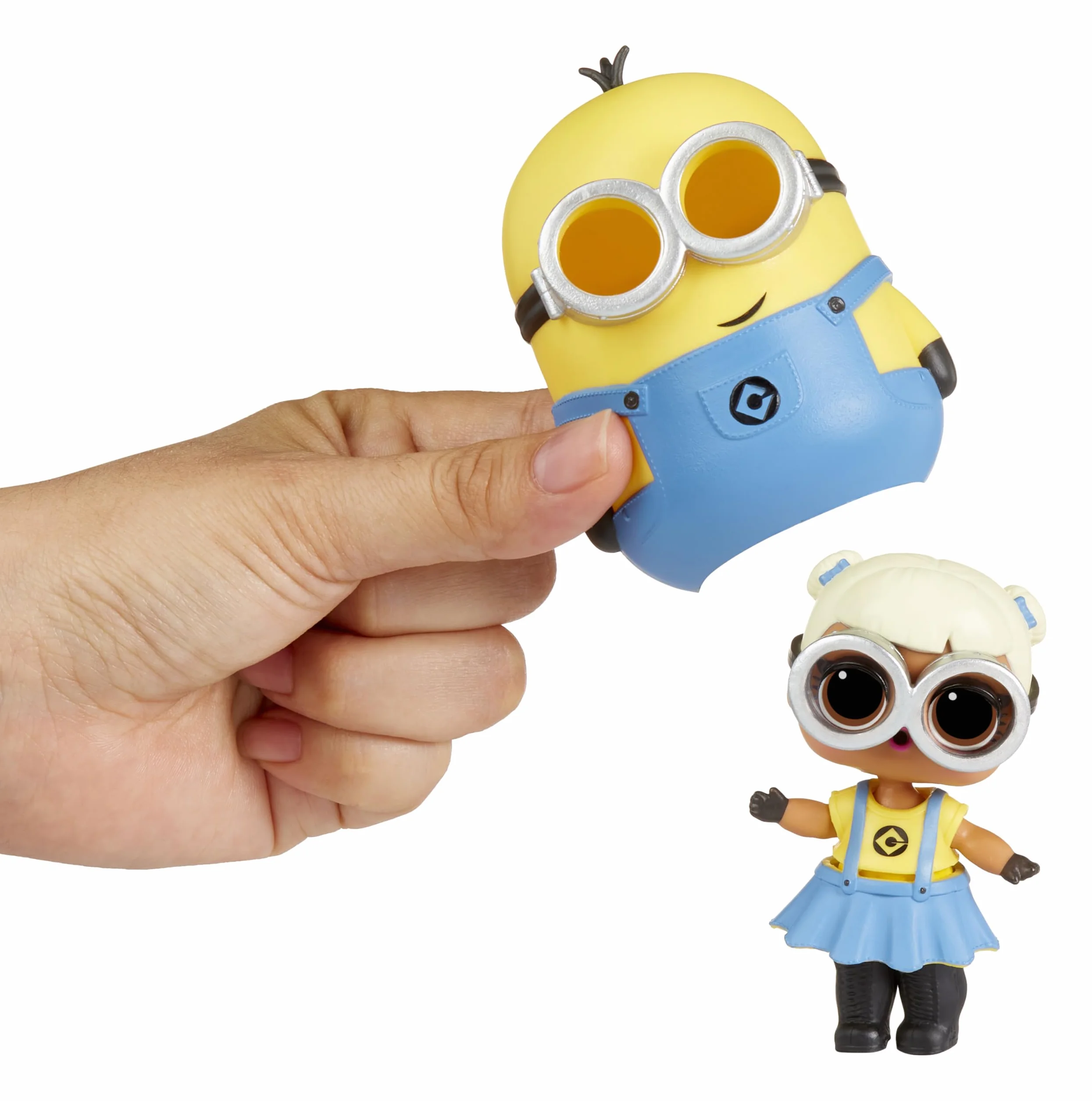 L.O.L. Surprise! Loves Minions Tots– Zestaw Zawiera 1 Laleczkę ze Strojami i Akcesoriami, w Opakowaniu w Inspirowanym Minionkami. Opakowanie-niespodzianka. Zbierz wszystkie 6 laleczek