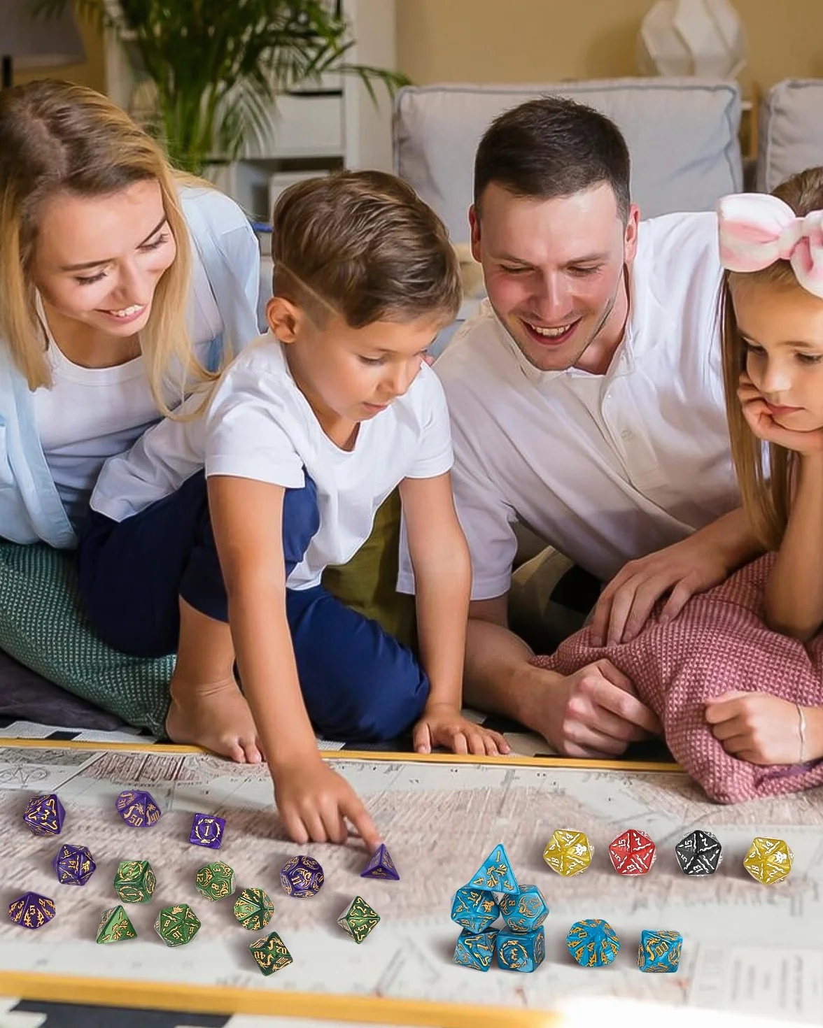 Wielościenne Kości do Gier 7 x 7 (49 szt.) Zestaw Błyszczące z 7 Czarnymi Workami D4 D8 D10 D12 D20 do Dungeons & Dragons RPG MTG DND