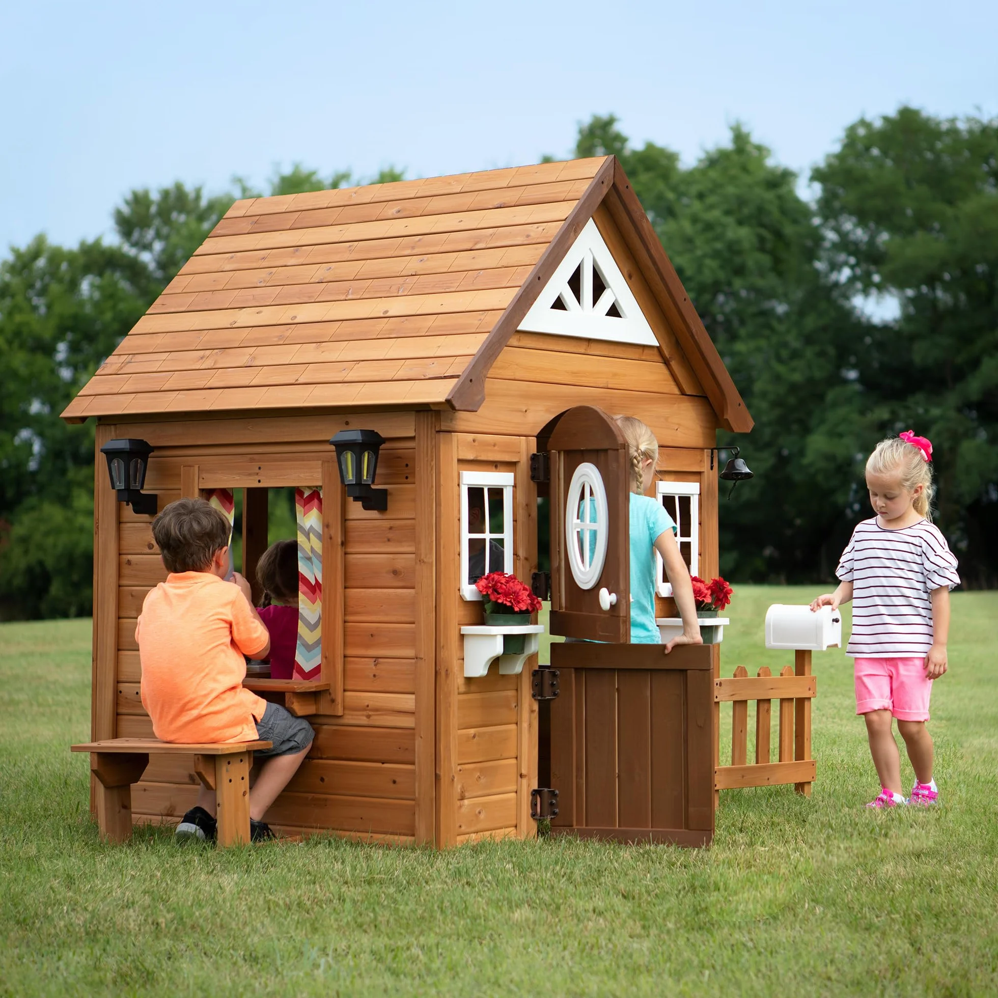 Backyard Discovery BYD6515 Aspen drewniany domek do zabawy