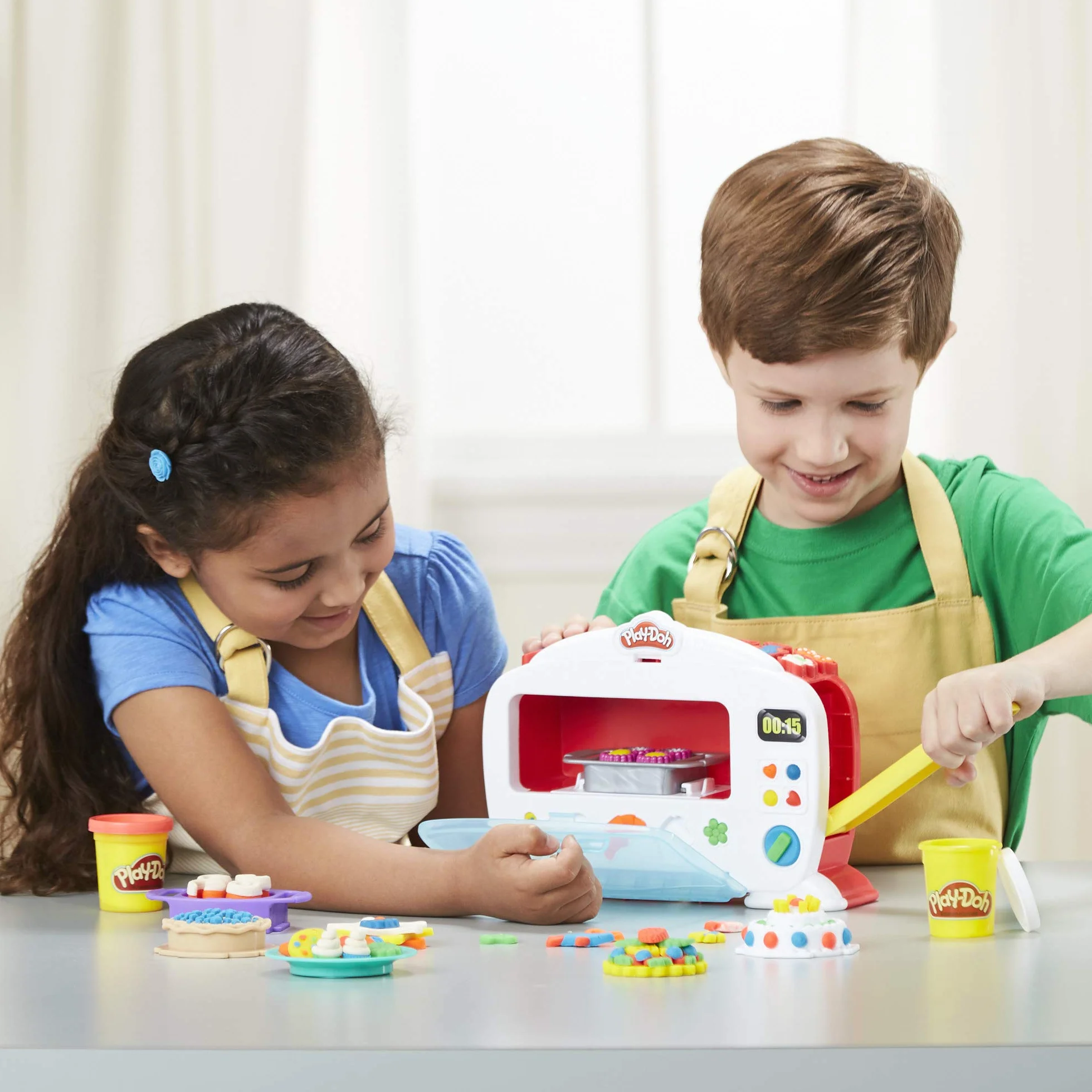 Hasbro Play Doh Kitchen Creations Magical Oven Zabawkowy Piekarnik, Wielokolorowy, B9740EU50