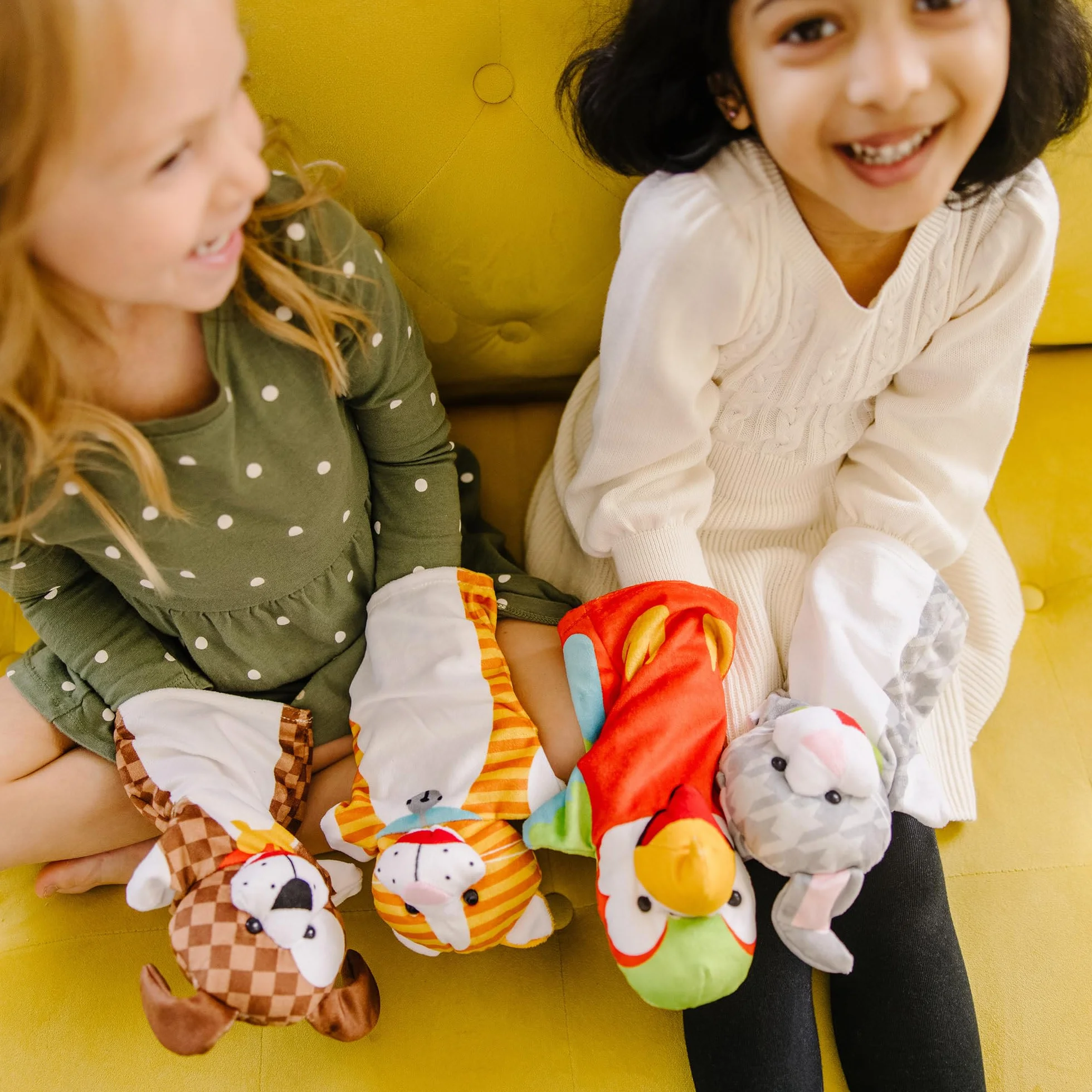 Melissa & Doug – pacynki zwierzęta domowe (zestawy pacynek: królik, papuga, kotek i piesek, miękki pluszowy materiał, zestaw 4-elementowy