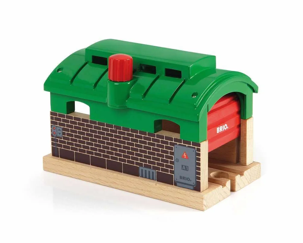 Brio 63357400 Parowozownia (63357400) Bezpieczna Zabawka Dla Dzieci Powyżej 3 Lat