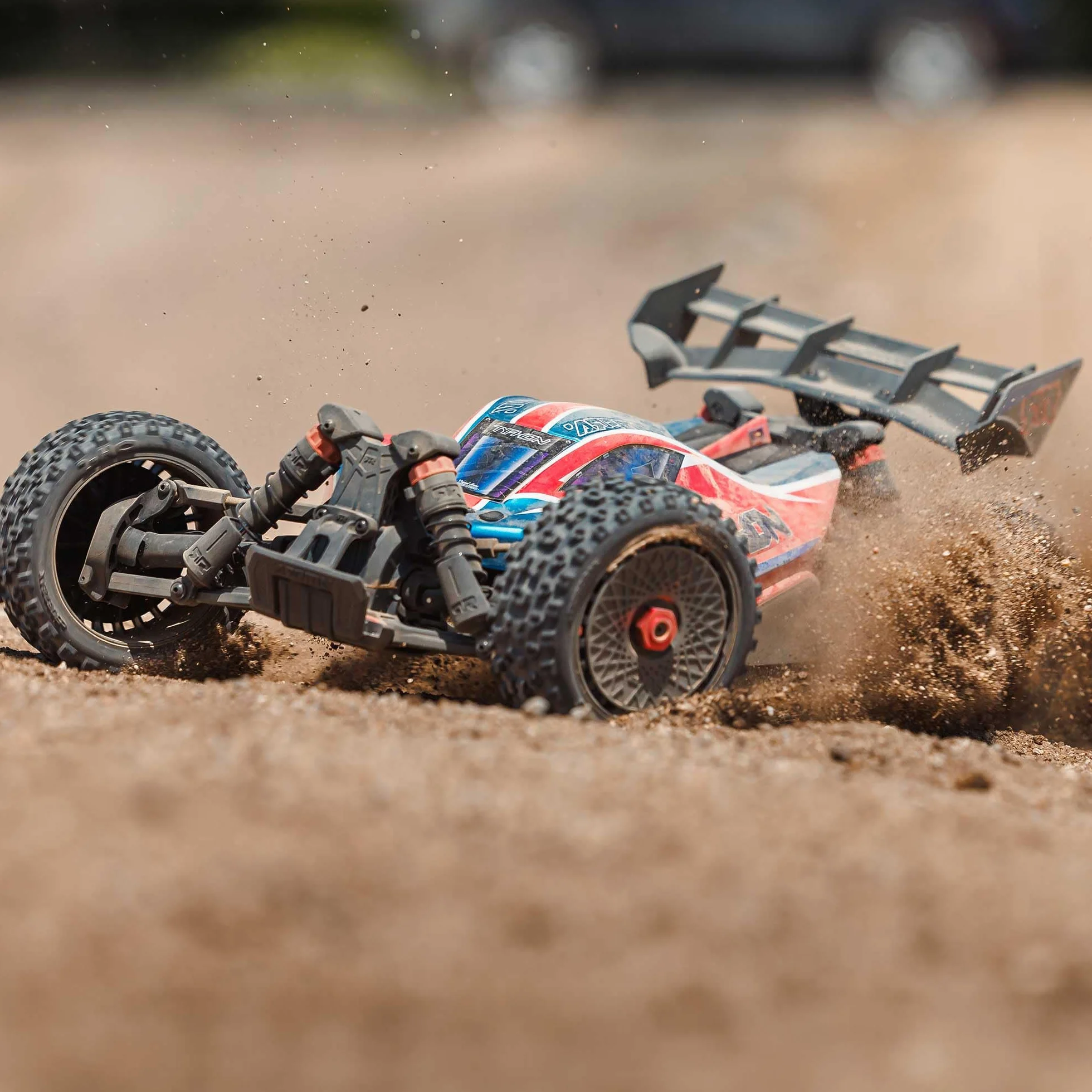 ARRMA RC Car 1/8 Typhon 4X4 223S BLX BRUSHLESS Buggy RTR (bateria i ładowarka nie są dołączone) z DSC RED/Blue, ARA4306V4T3