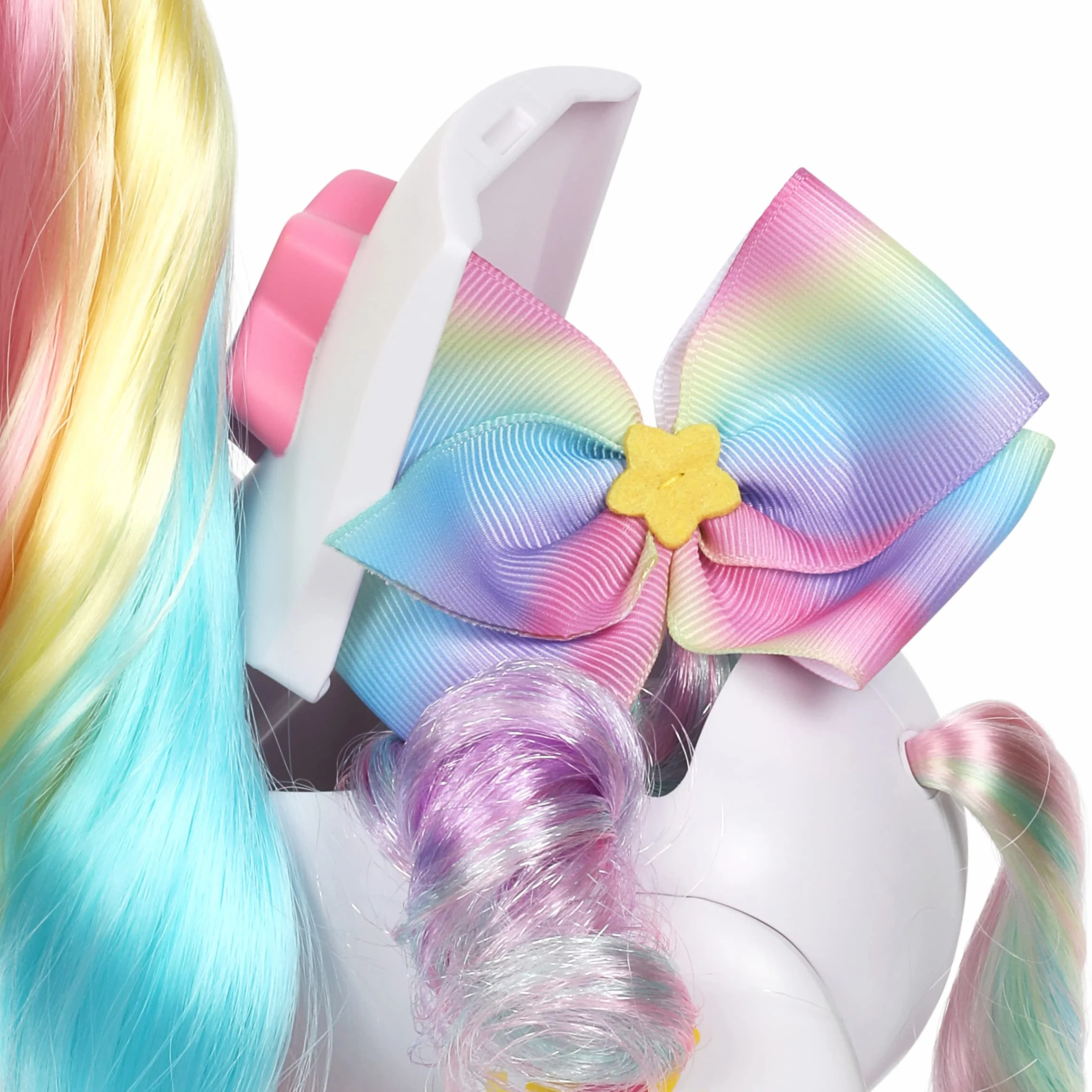 Kindi Kids Secret Saddle Makeup Dress. 1 magiczna gąbka. Akcesoria do szczotkowania i stylizacji grzywy jednorożca można znaleźć w jego siodle, 50247, Wielokolorowy, M