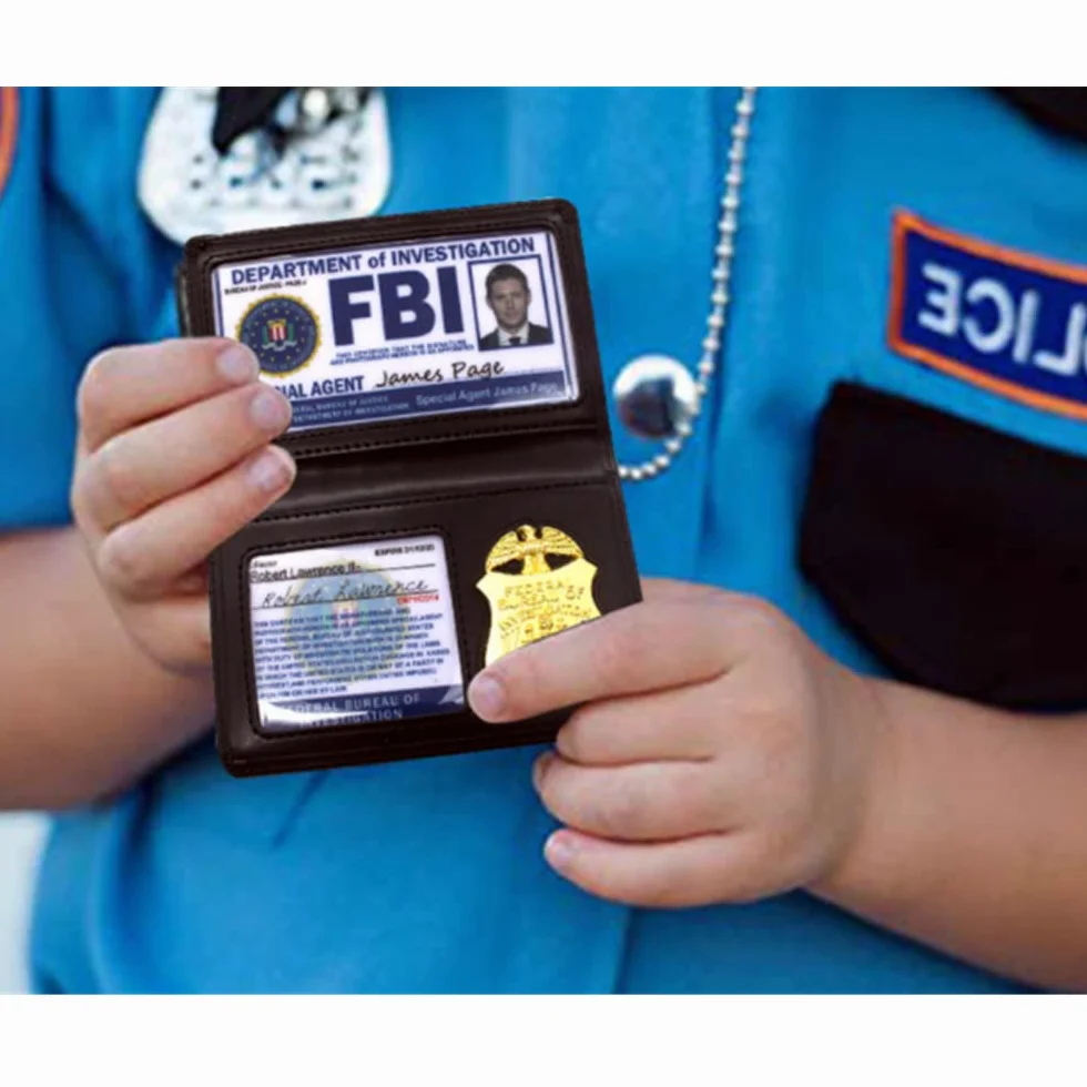 Nowość FBI odznaka do odgrywania ról rekwizyty FBI etui na karty skórzany portfel odznaka policyjna specjalny tajny agent identyfikator posiadacz Halloween impreza akcesorium prezent