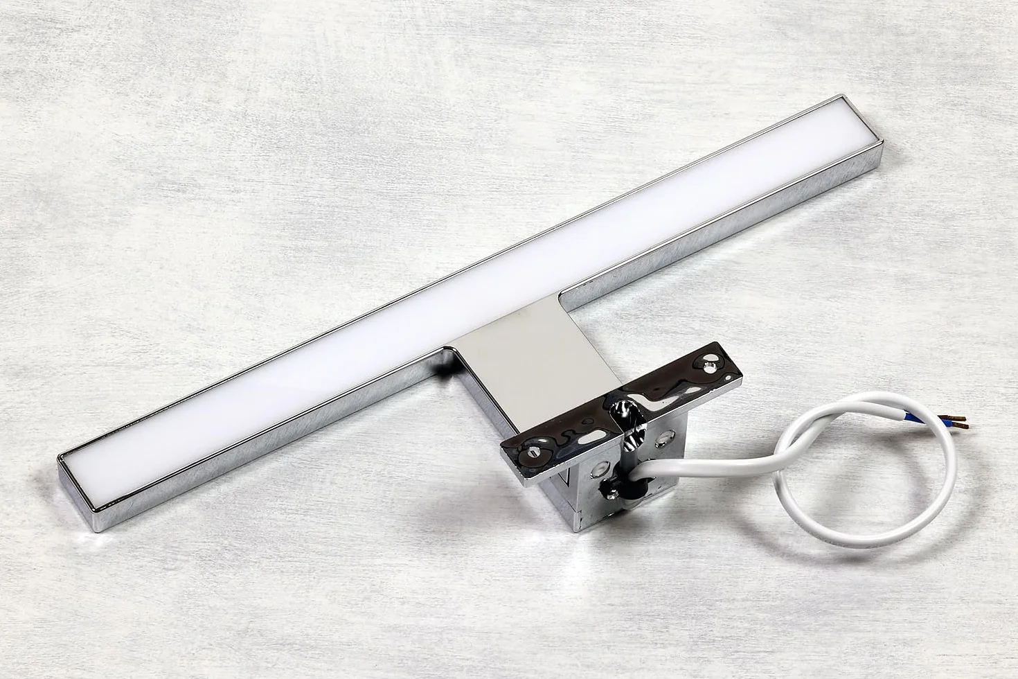 Kwazar - Kinkiet Wewnętrzny, Lampa do Lustra LED do łazienki, do pomieszczeń wilgotnych, Lampa łazienkowa 5W, Szerokość 30cm, Neutralna biel 4000 K, IP44, 230V - ANITA Srebrny