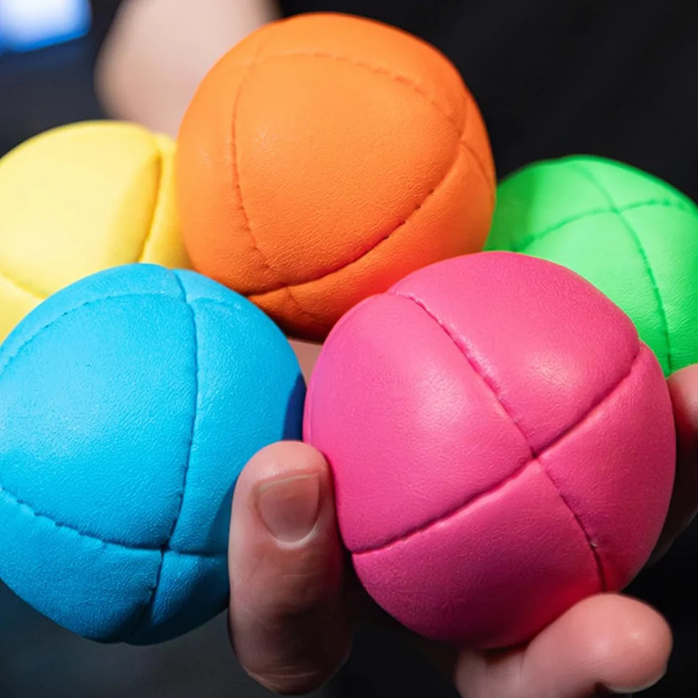 Infinity Juggling Ball - różowa (ręcznie wykonana w UE, używana przez Pro Jugglers, zawiera aplikację do nauki sztuczek)