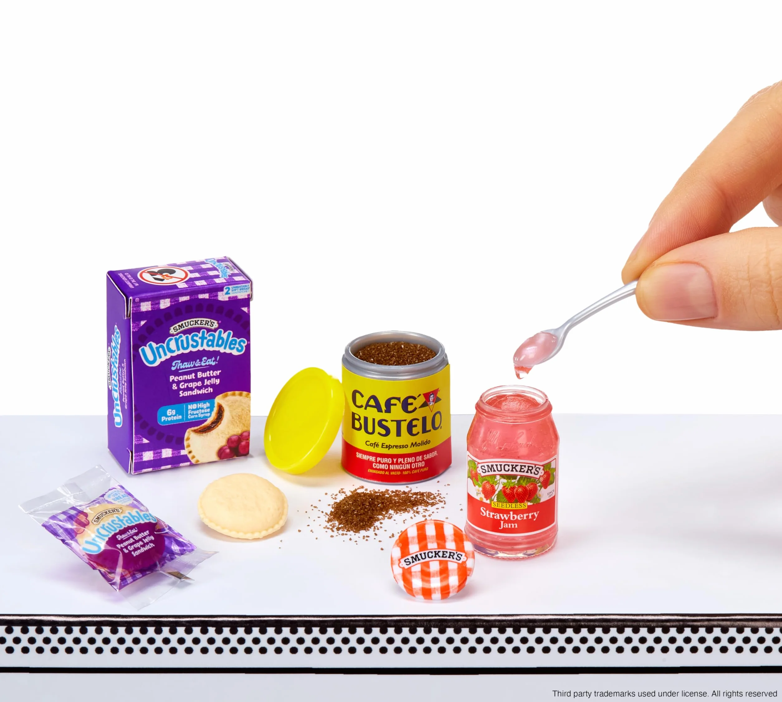 MGA's Miniverse Real Brands Mini Przedmioty Kolekcjonerskie Repliki Żywności Niejadalne dla 8+ Lat