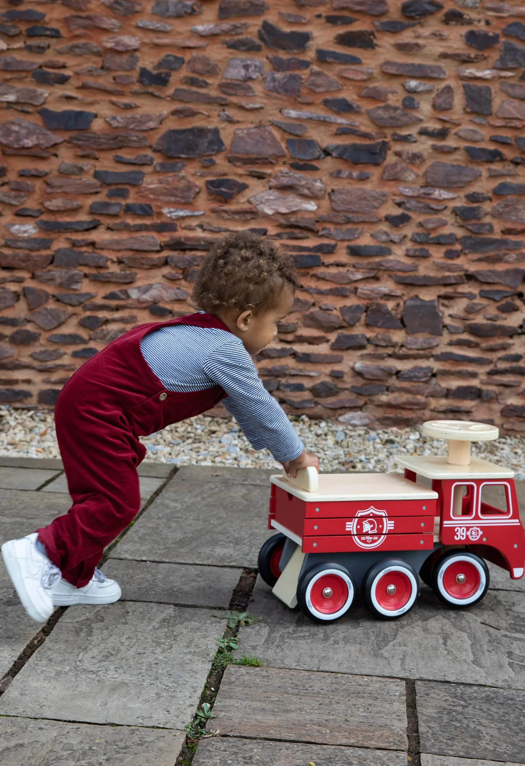 VILAC - Ride on Firetruck (1126R)