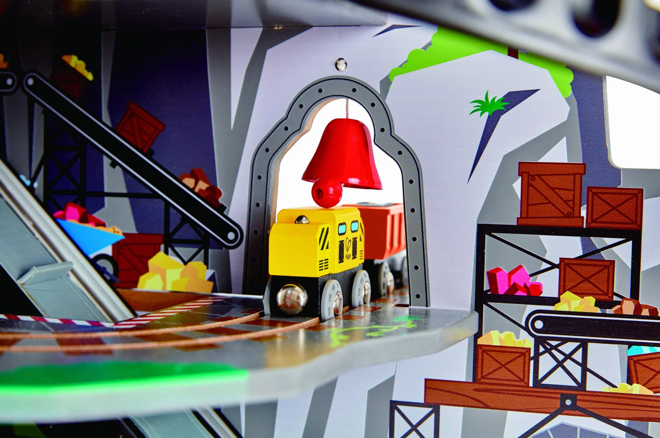 Hape Mighty Mountain Mine, Multi-Coloured 32-Piece Wooden Pretend Play Railway Set, Train Toy for Kids