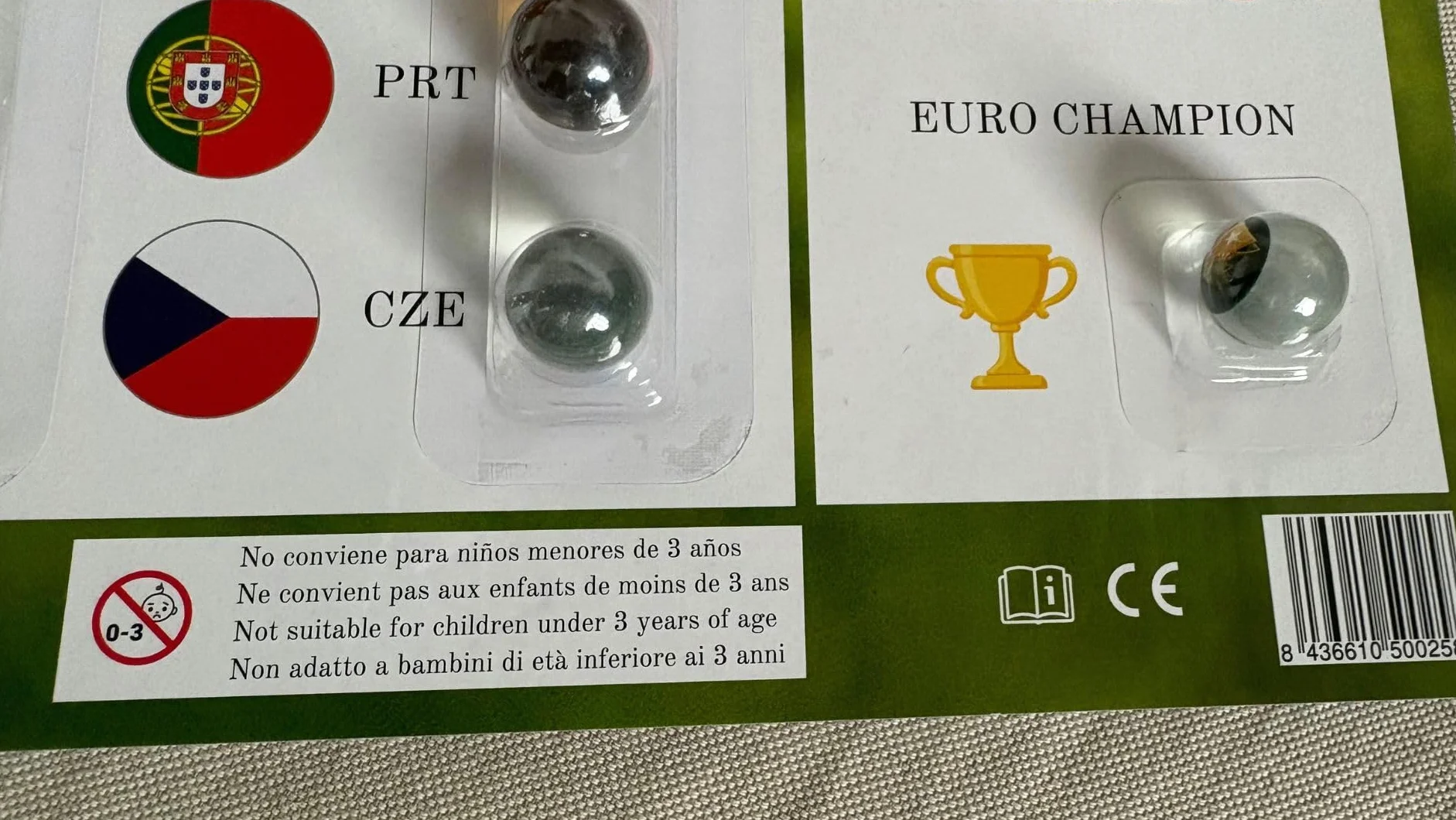 Kolekcja Europucharów 25 szklanych kulek dla dzieci z flagami piłkarskimi z flagami krajów świata 16 mm, idealny do torów kulkowych i wyścigów kulkowych