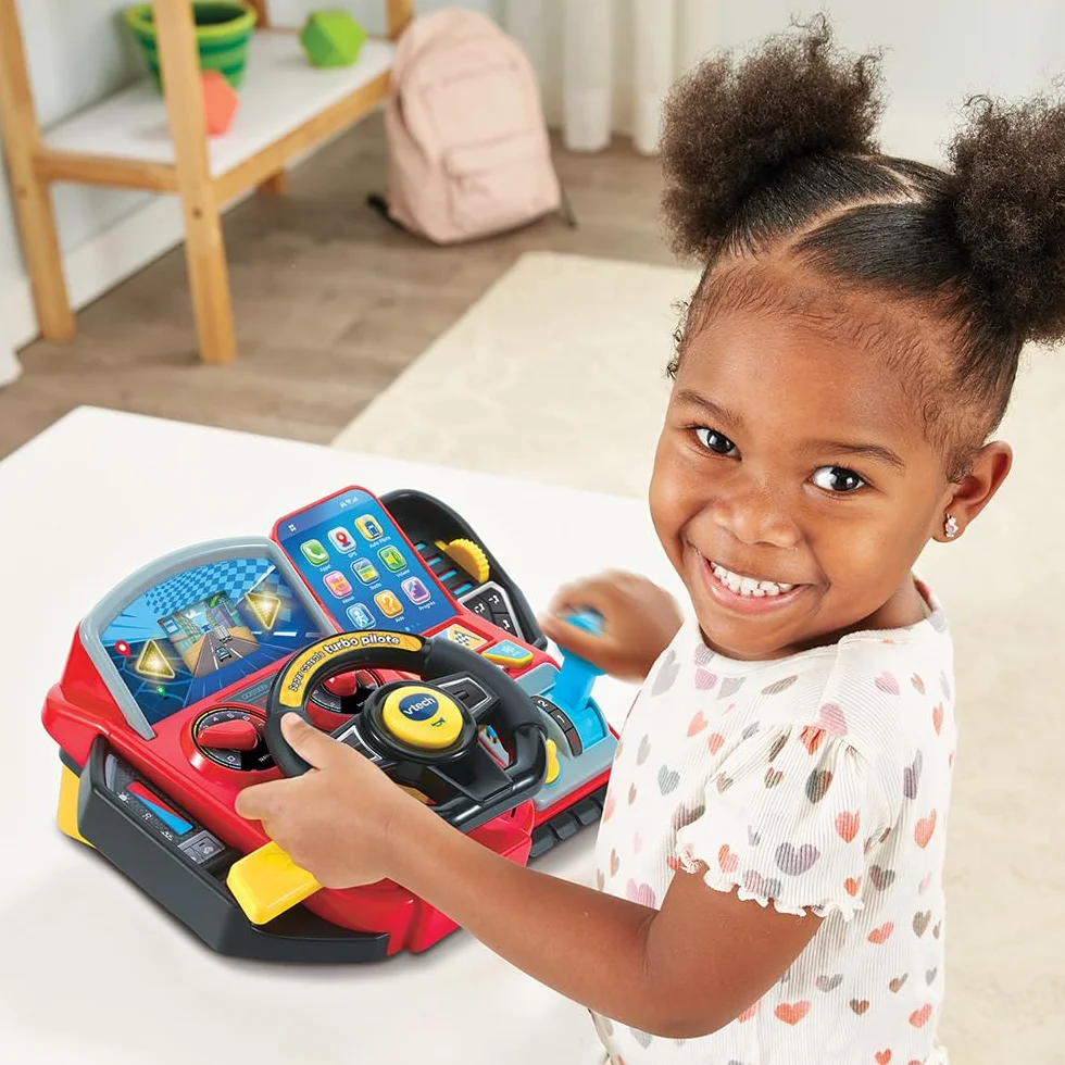 VTech - Super Turbo Console Driver, symulator jazdy z kolorowym ekranem i deską rozdzielczą, wyścigi samochodowe, nauka i gry, prezent dla dzieci w wieku od 3 lat do 8 lat - Zawartość w języku