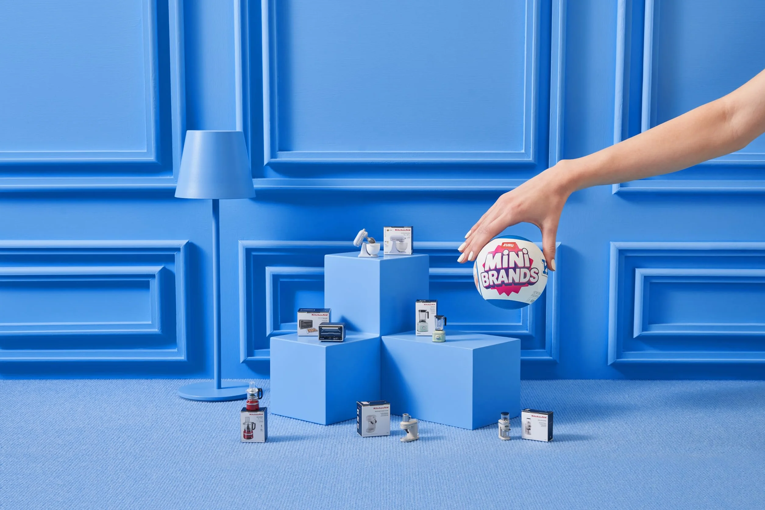 Mini Brands Kapsuła domowa firmy ZURU, Surprise Home z kolekcjonerskimi miniaturami, ślepym opakowaniem, artykuły kolekcjonerskie o tematyce domowej (1 kapsułka)