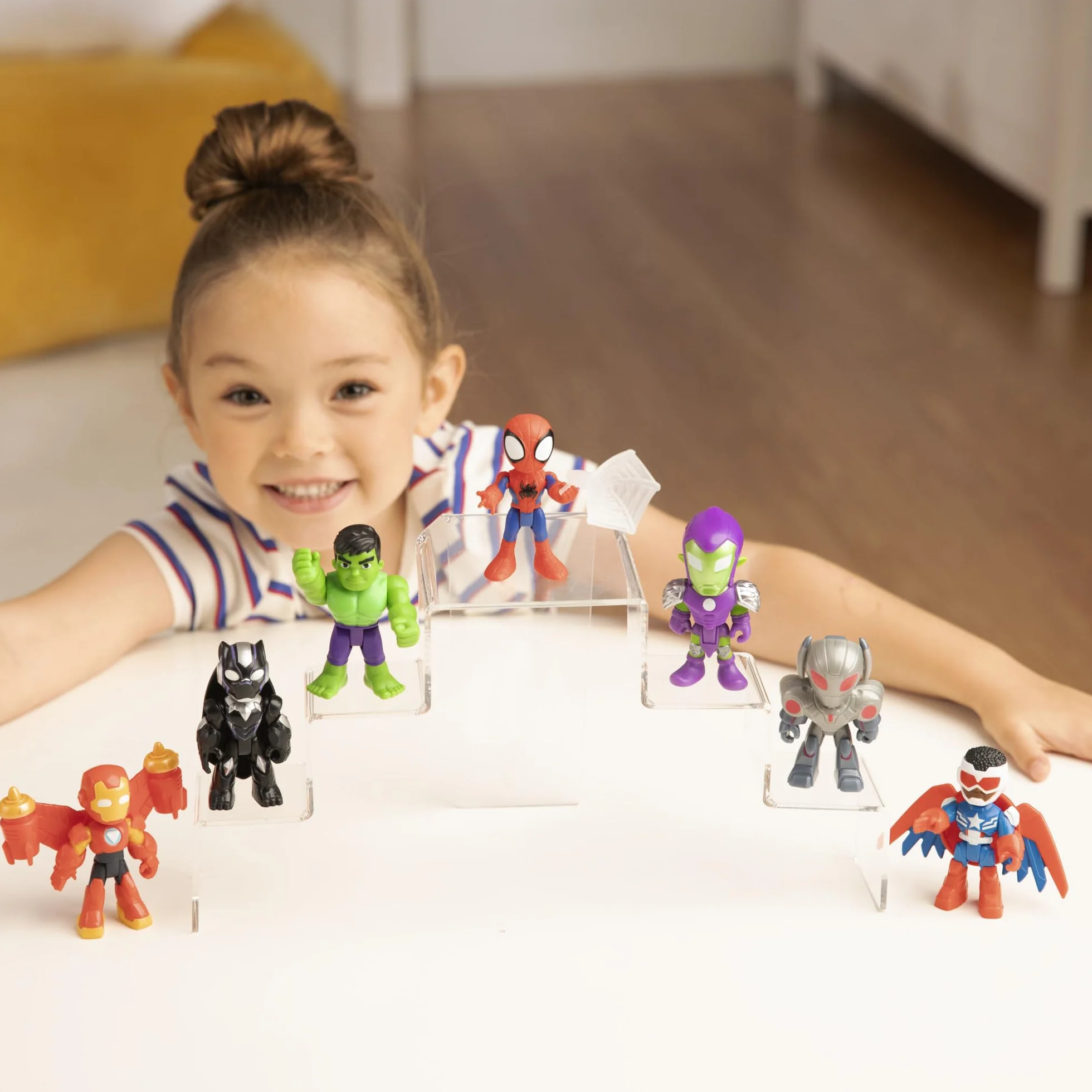 Kolekcja Spidey and Iron Man: Avengers Team-Up z postaciami z seriali "Spidey i Super-kumple" oraz "Iron Man and His Awesome Friends" Marvela