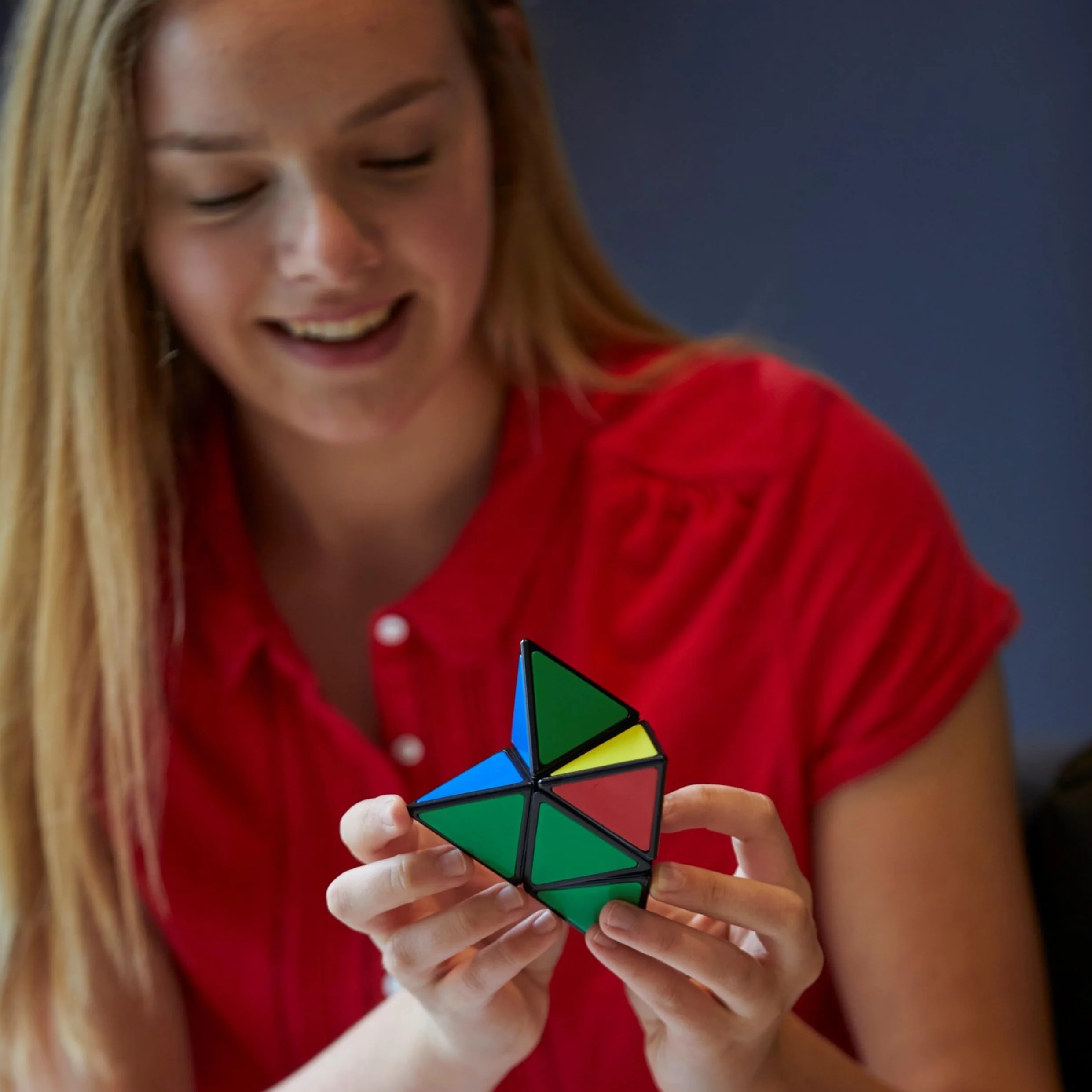 Piramida Rubika, trójkątne puzzle pasujące kolory kieszeń piramida Rubik's