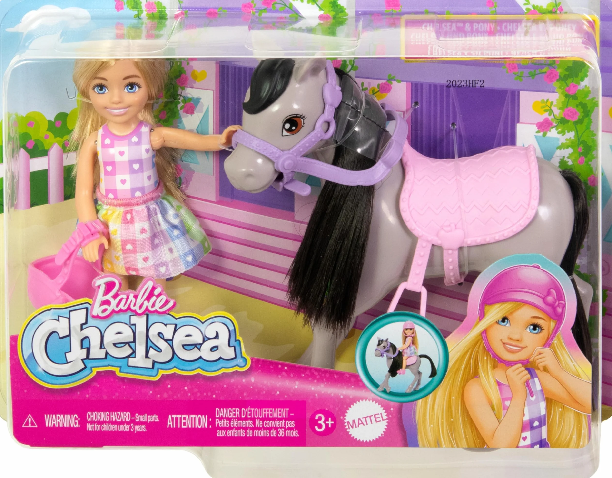 Barbie Chelsea Lalka + kucyk, toczek i siodło, lalka ma zginane nogi, aby móc „jeździć” na szarym kucyku, HTK29