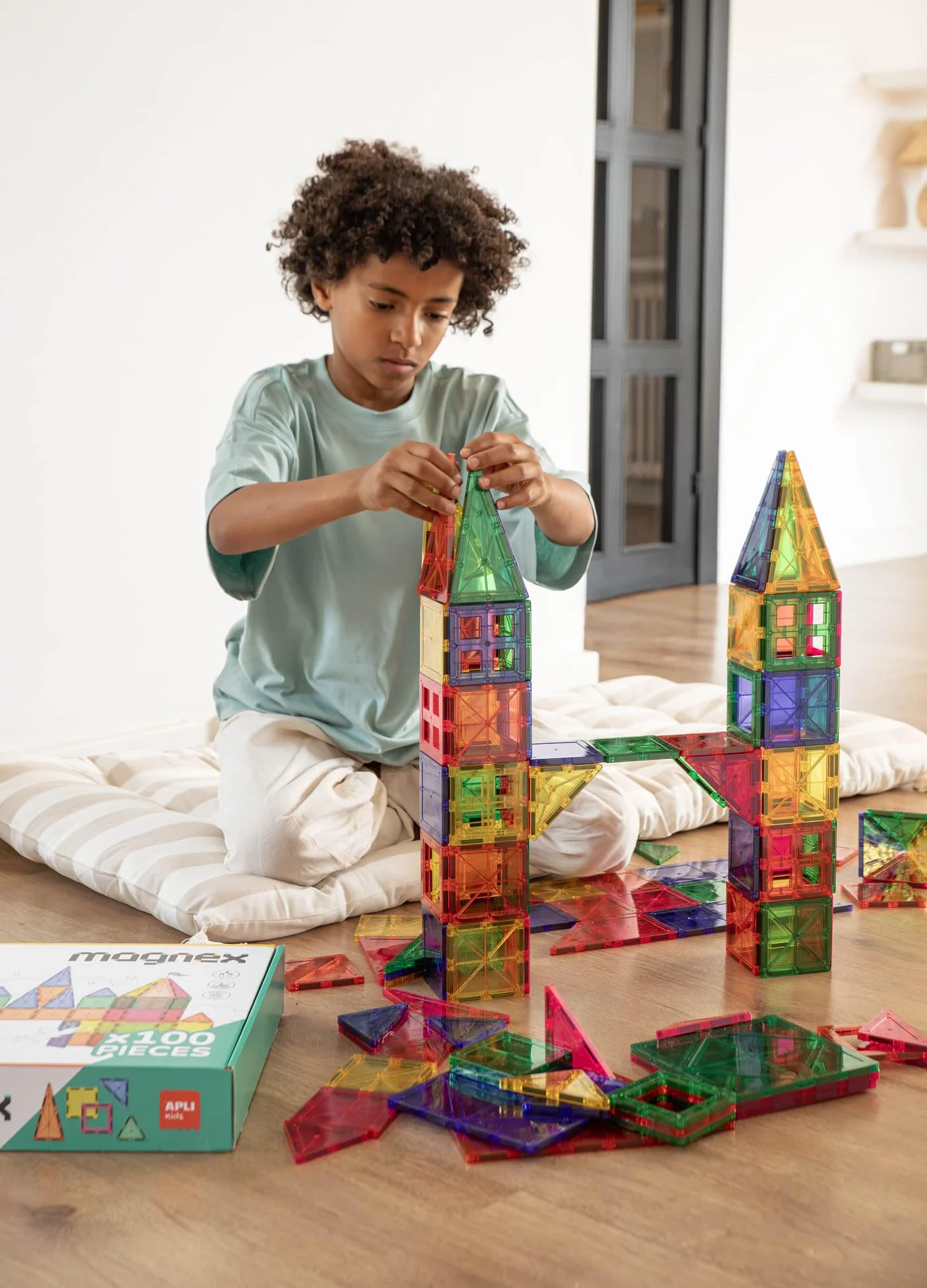 APLI Kids 20138 - Magnex 100 sztuk Magnex Zestaw konstrukcyjny | Zestaw 3D dla dzieci 3+| Kolorowe magnesy geometryczne | Zabawka edukacyjna Steam dla kreatywności i rozwoju poznawczego