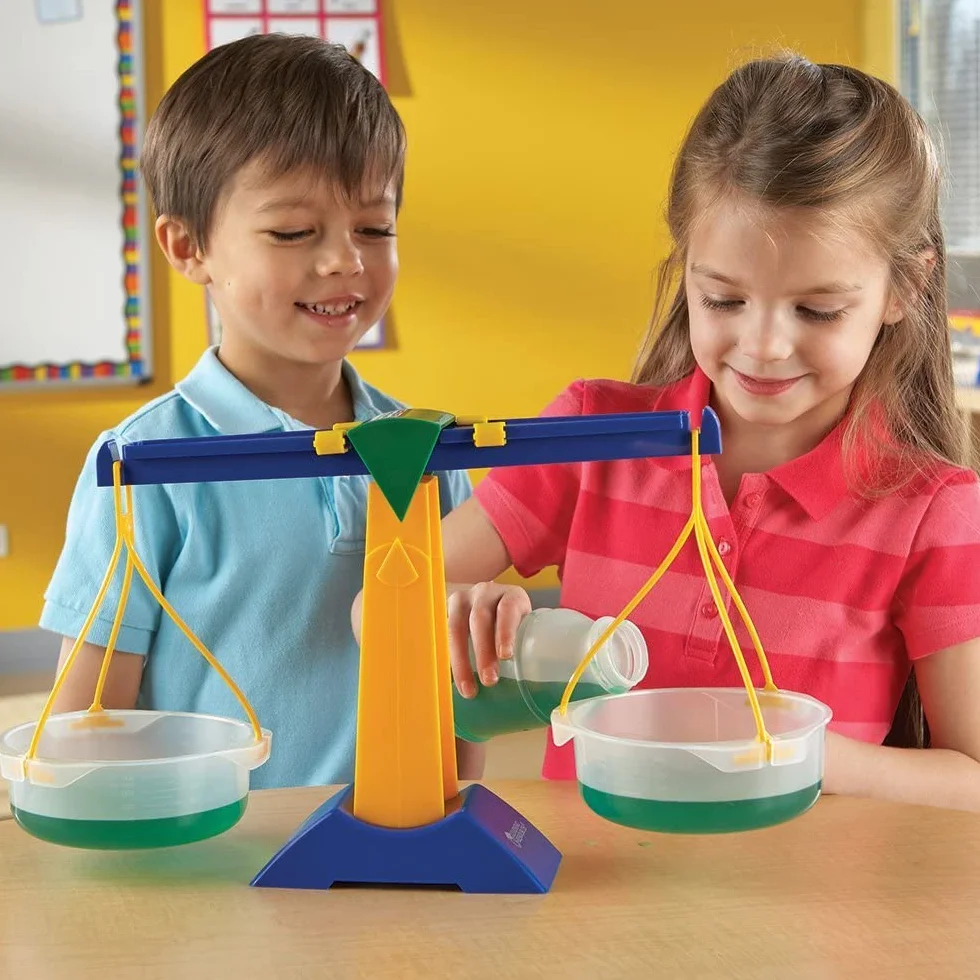 Learning Resources Pan Balance, 500 ml Pojemnosc