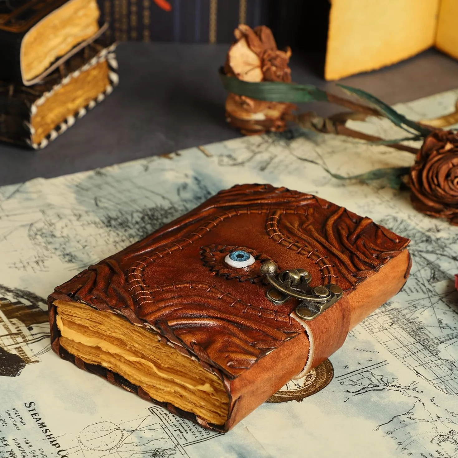Hocus Pocus Księga Zaklęć Skórzany Dziennik Krawędź Papier Grimoire Journal Trzecie Oko Vintage Skórzany Dziennik Księga Cieni Dziennik Antyczny Zaklęcie Książka Wiedźmy Dziennik Zamek Zapięcie Notatnik 18 x 12 cm