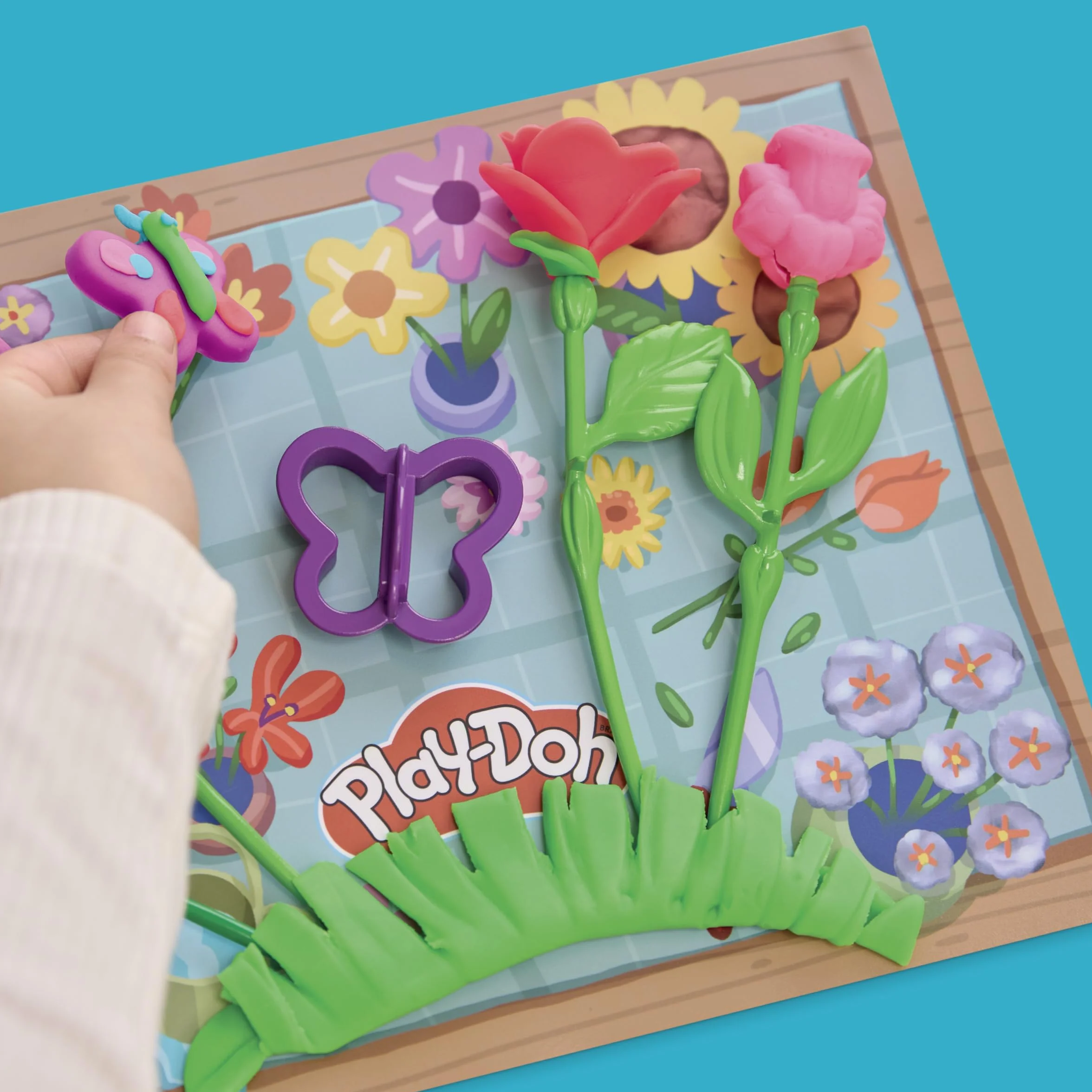 Zestaw do zabawy Play-Doh Kwiaciarnia, 27 zabawkowych dodatków ogrodniczych, zabawy plastyczne dla dzieci, wiek: od 3 lat