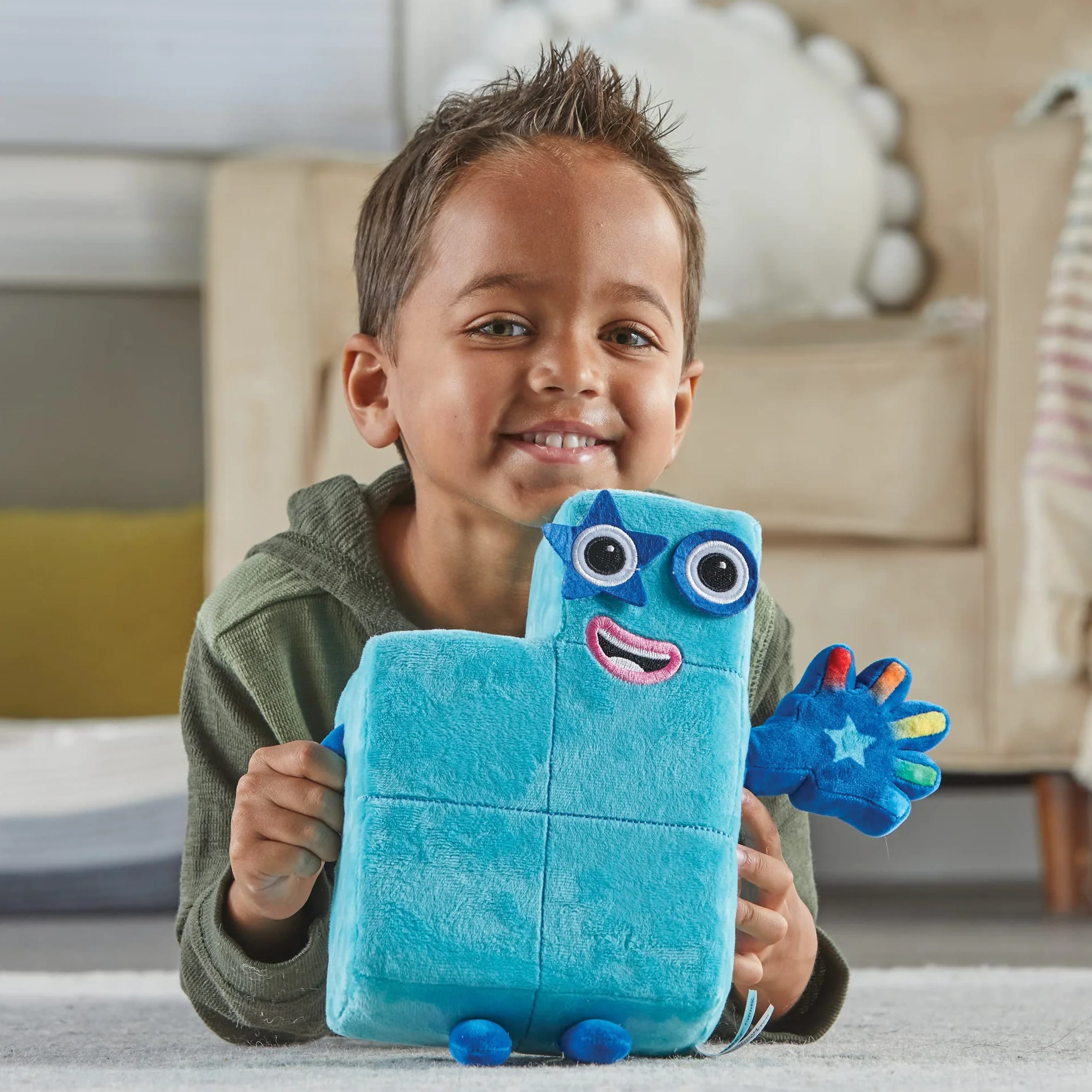 Learning Resources Sing-Along Numberblock Five Plush Interactive Toy, Counting Toy Age 3+, Light Up Toy, 12 Phrases and Songs, Numberblocks Theme Song