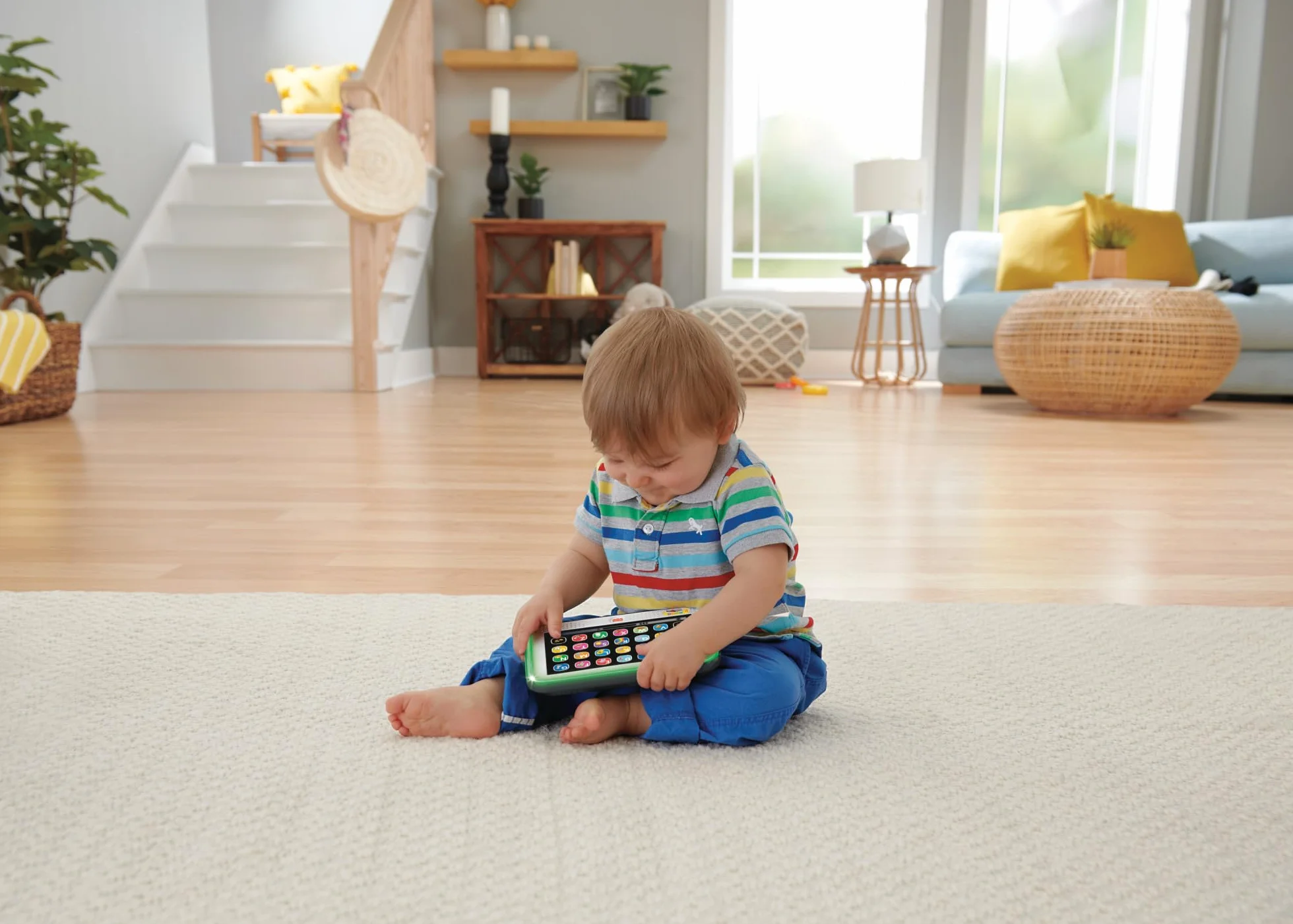 Fisher-Price Zabawka edukacyjna dla małych dzieci, atrapa komputera Smart Stages z muzyką i funkcją świecenia, dla dzieci od 1 roku życia, wersja niemiecka, HXB66