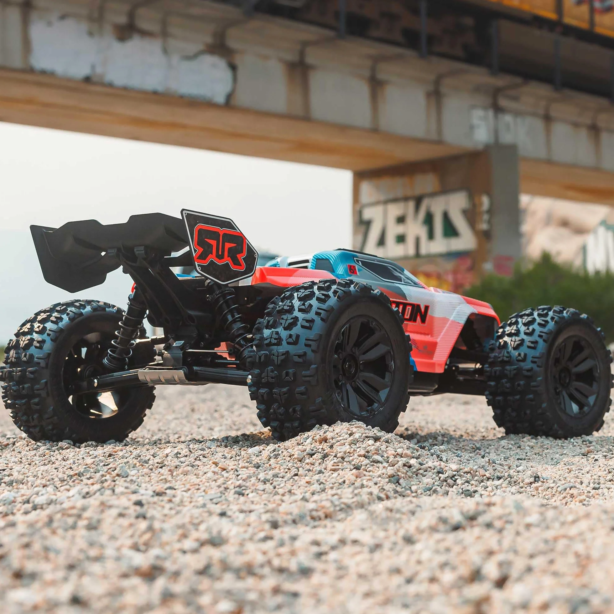 ARRMA RC Truck 1/8 KRATON 4X4 6S BLX BRUSHLESS V6 Speed Truck RTR niebieski pomarańczowy