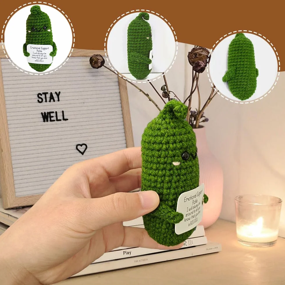 LATRAT Pocket Hug Positive Ziemniak, Creative Knitted Wool Potato Doll, prezent motywacyjny dla przyjaciół, na imprezę, jako zachęta, zielony ogórek sałatkowy