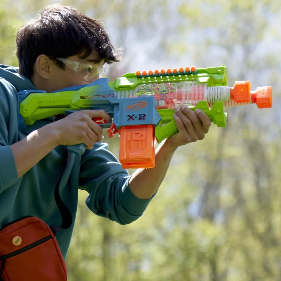 Zautomatyzowana wyrzutnia strzałek Nerf Elite 2.0 Double Punch, szybko zmieniające się lufy, 50 strzałek Nerf Elite, dwa 10-strzałkowe magazynki, wiek: od 8 lat