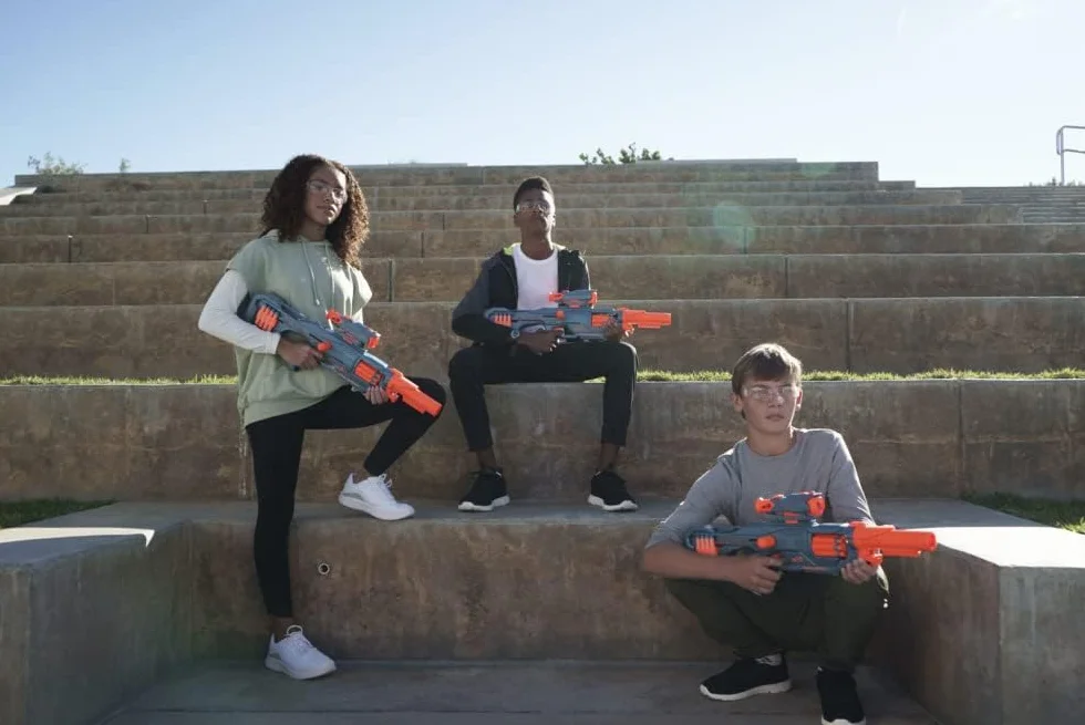 Wyrzutnia Nerf Elite 2.0 Eaglepoint RD-8, 8-strzałkowy magazynek bębnowy, zdejmowany celownik i lufa, 16 strzałek Nerf, mechanizm ryglowy