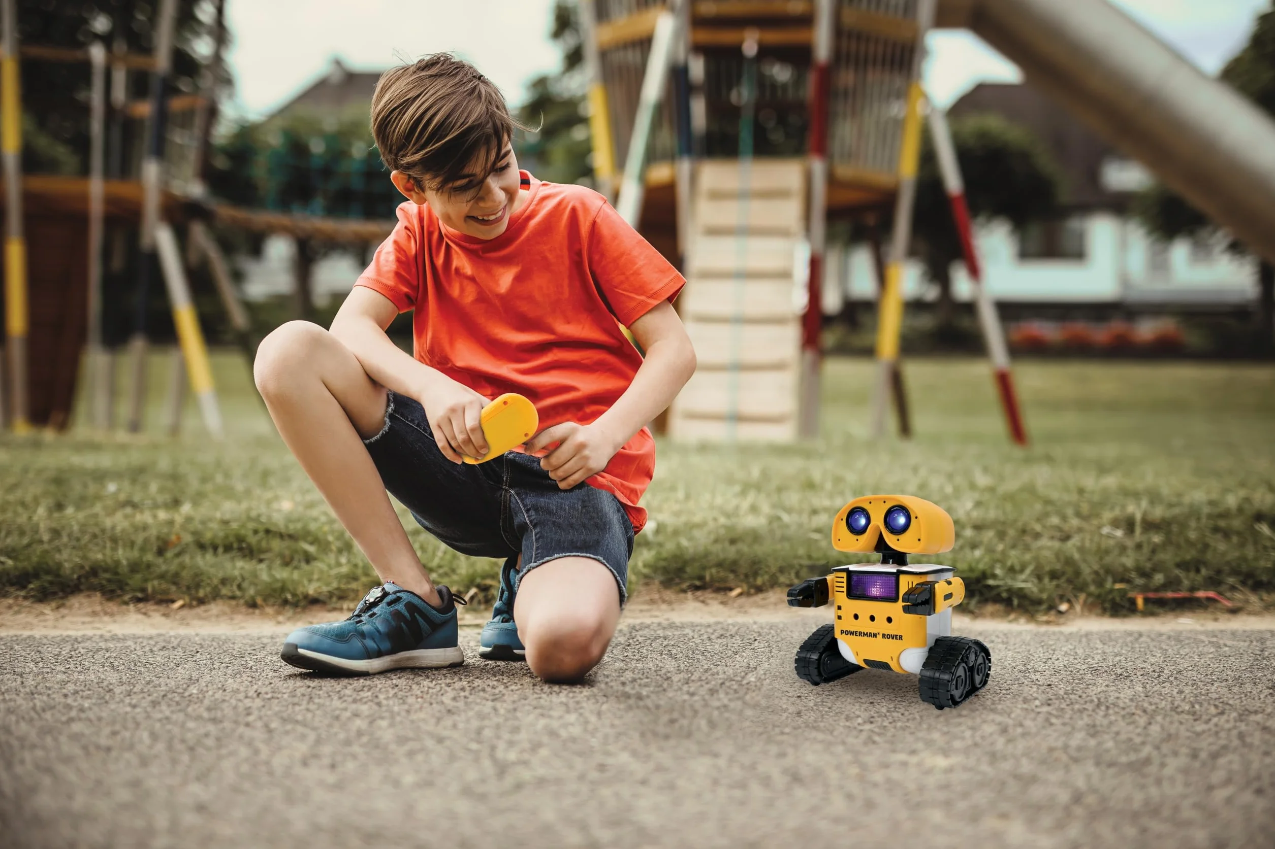 Lexibook ROB14 Powerman Rover, Twój Towarzysz Robota, Pilot Zdalnego Sterowania i Gestami, Odtwarza Muzykę i Tańce, Powtarza się po Tobie, Efekty Świetlne i Dźwiękowe, Programowalny Stem, Żółty