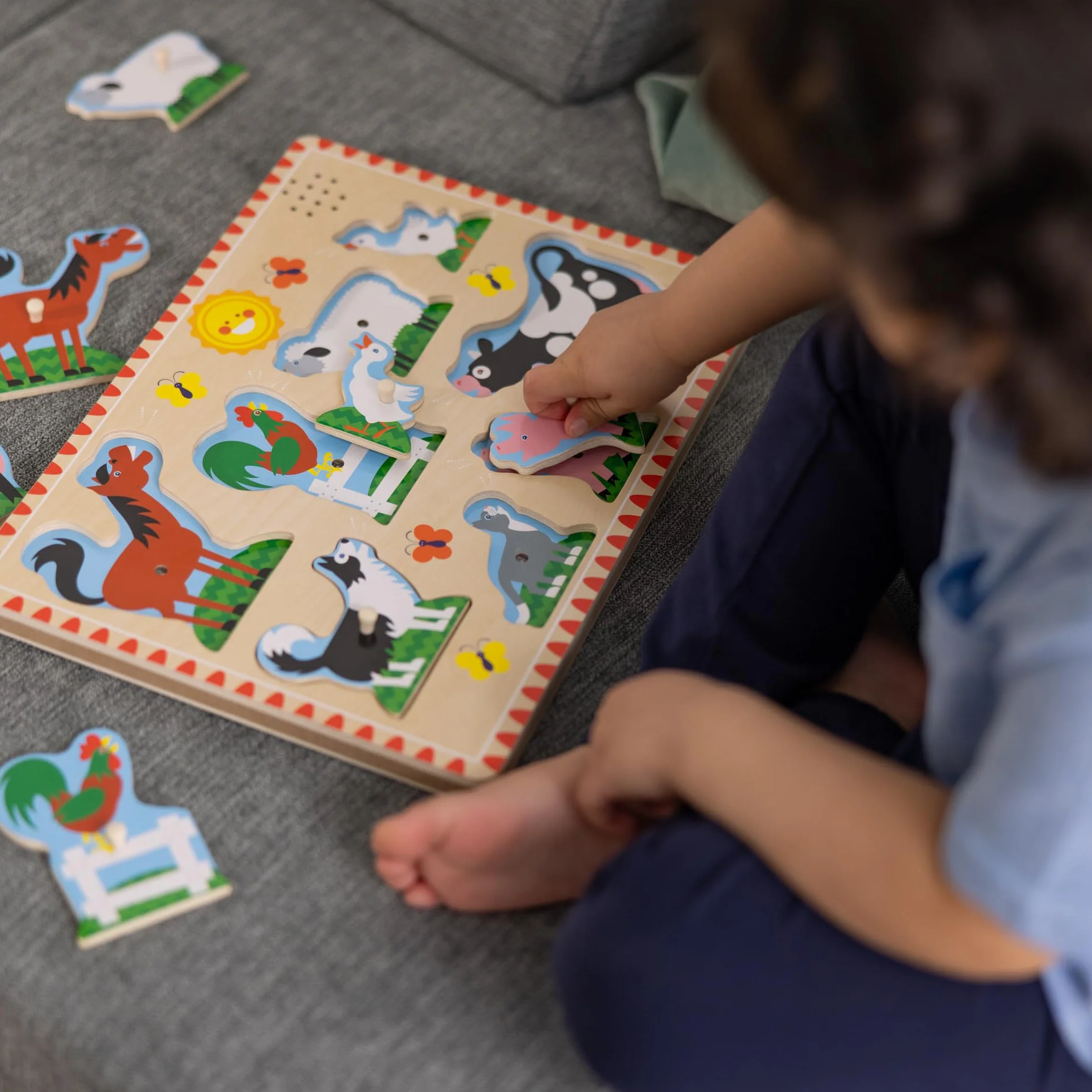 Melissa & Doug Puzzle dźwiękowe ze zwierzętami gospodarskimi, drewniane kołki, zabawka edukacyjna dla dzieci w wieku 2-4 lat