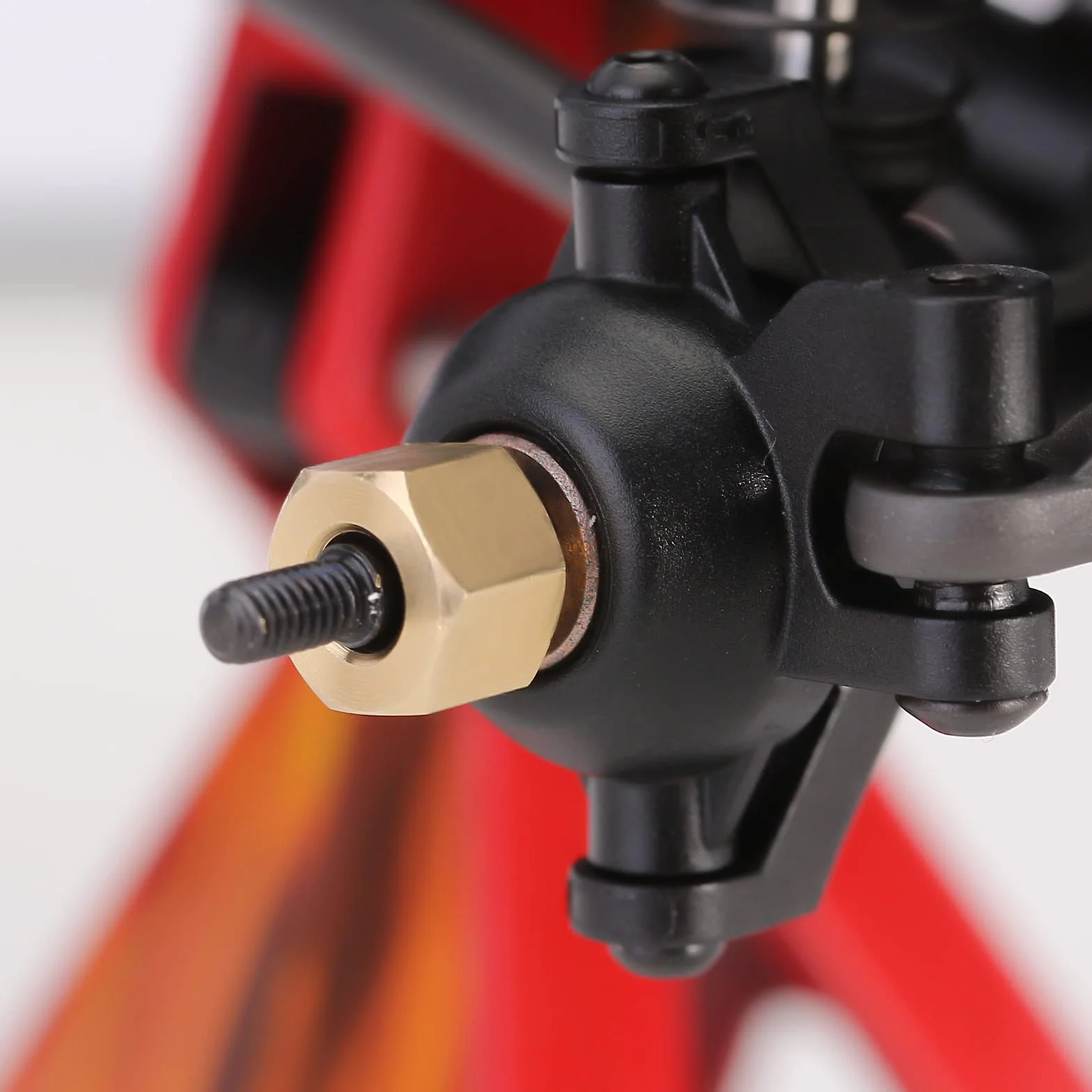INJORA Mosiężna piasta sześciokątna koła 5 mm (+1 mm) adapter przedłużający do samochodu gąsienicowego 1/18 RC TRX4M części zamienne