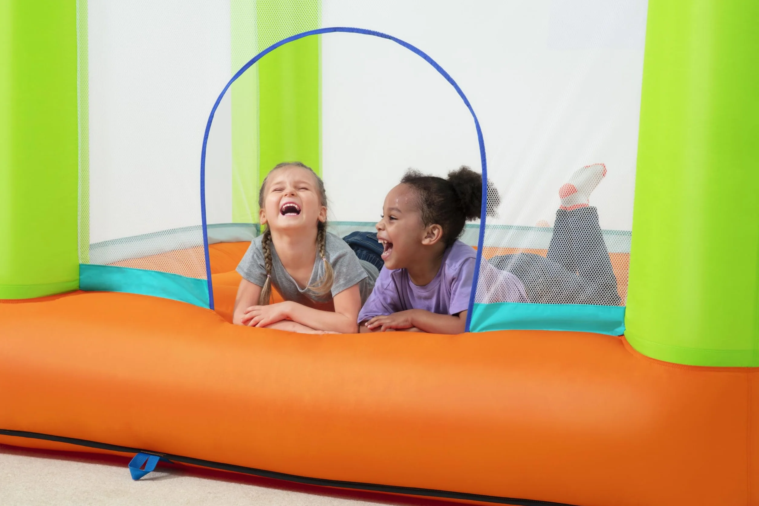 BESTWAY - Plac zabaw z trampoliną - Gra na świeżym powietrzu - 53394 - Pomarańczowy - Skacz i fruwaj - Plastik - 194 cm x 175 cm - Dla dzieci - Gra nadmuchiwana - Od 3 lat
