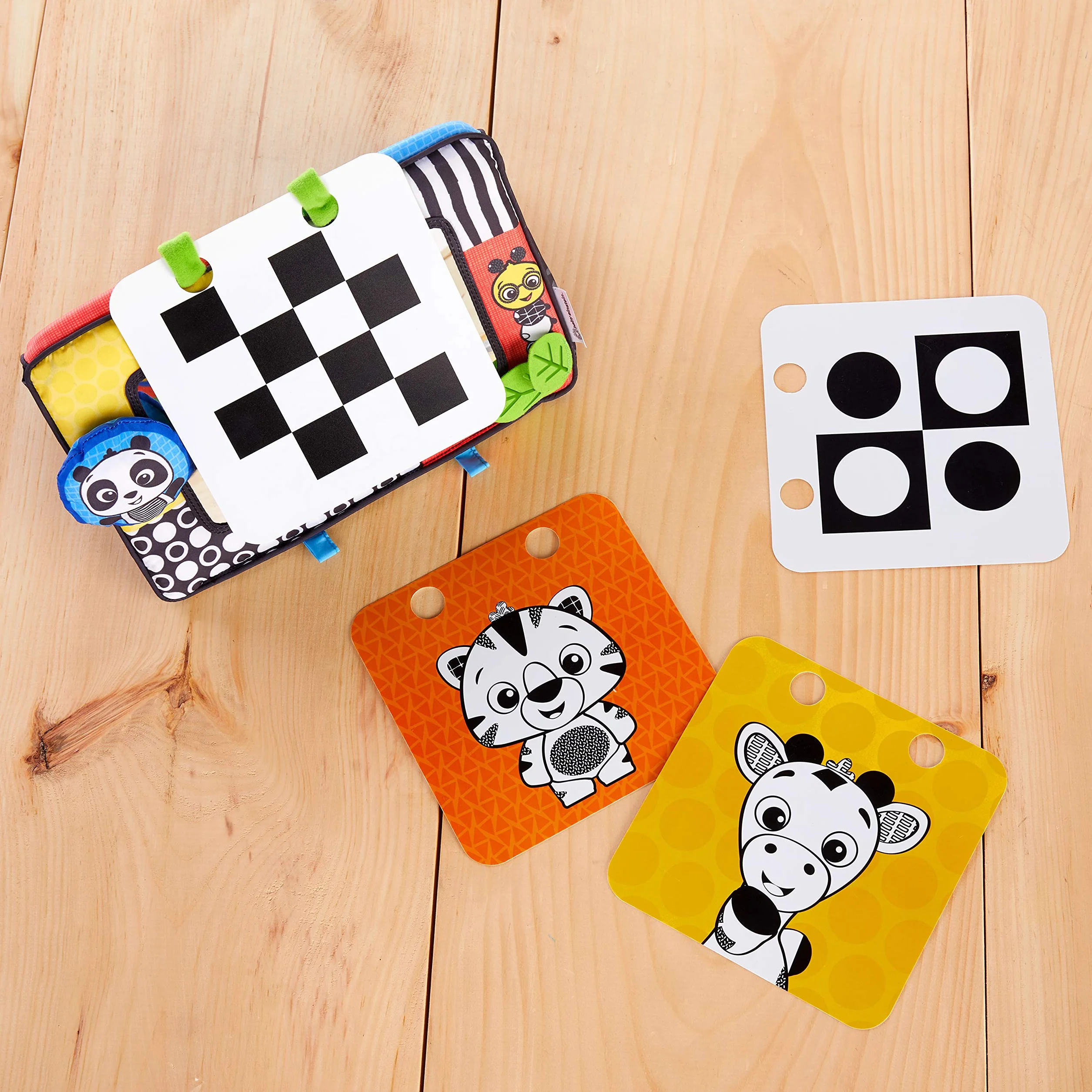 Baby Einstein, Flip For Art, lustra i karty o silnym kontraście, idealne do zabawy na brzuchu lub w podróży