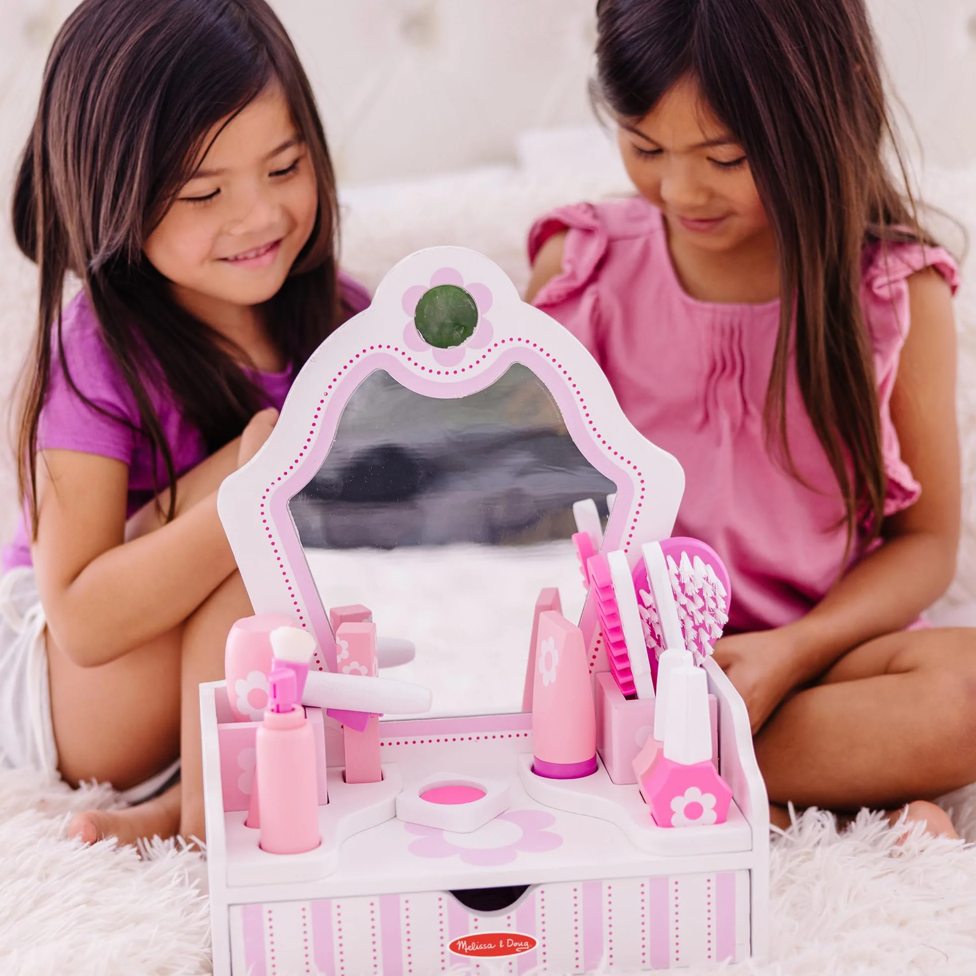 Melissa & Doug – zabawkowy zestaw kosmetyczny | zabawa z odgrywaniem ról | zestaw zabawkowy | 3+ | prezent dla chłopca lub dziewczynki