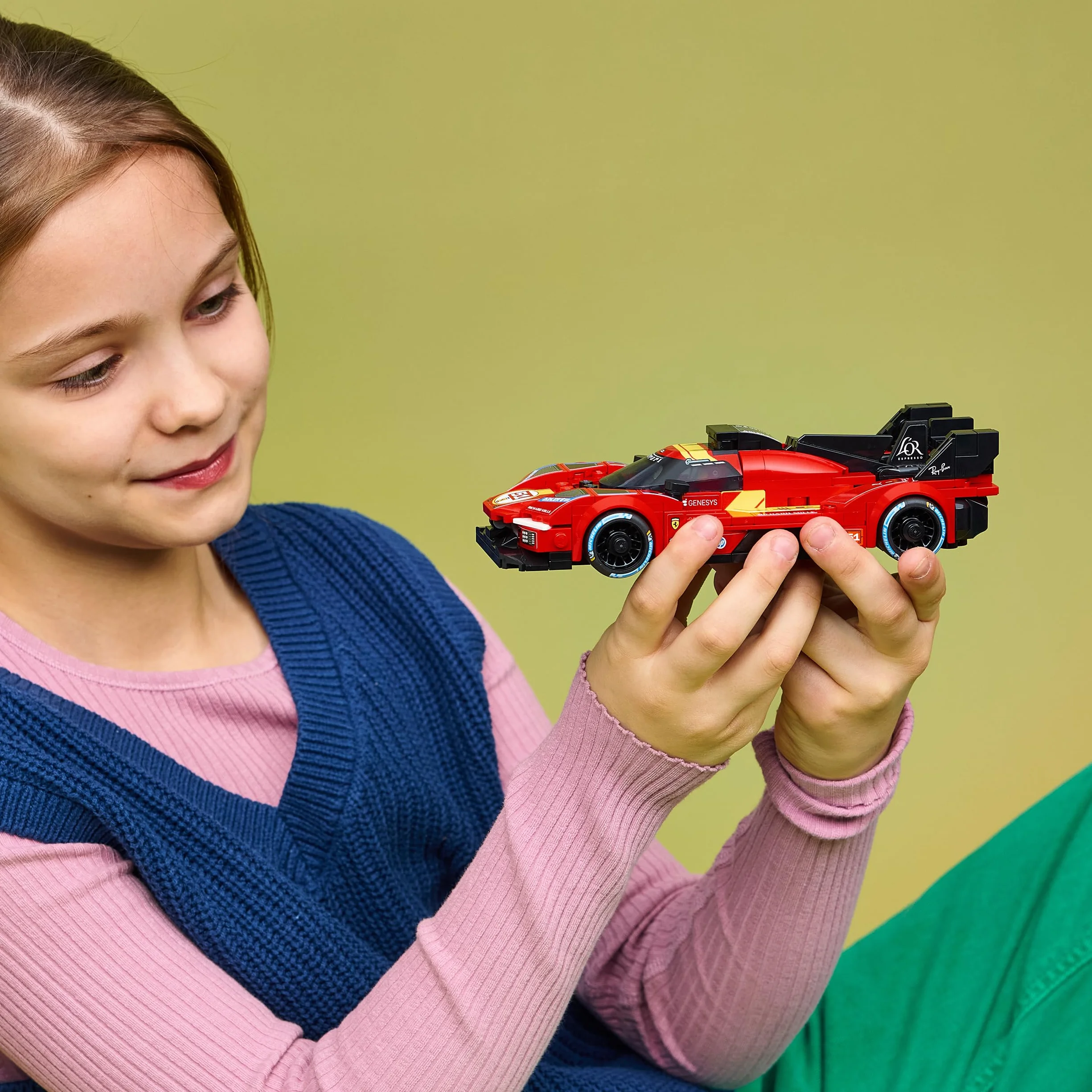 LEGO Speed Champions Ferrari 499P, zabawka konstrukcyjna dla chłopca lub dziewczynki, zestaw z zabawkowym samochodem dla dzieci, pomysł na prezent dla 9-latka 77261