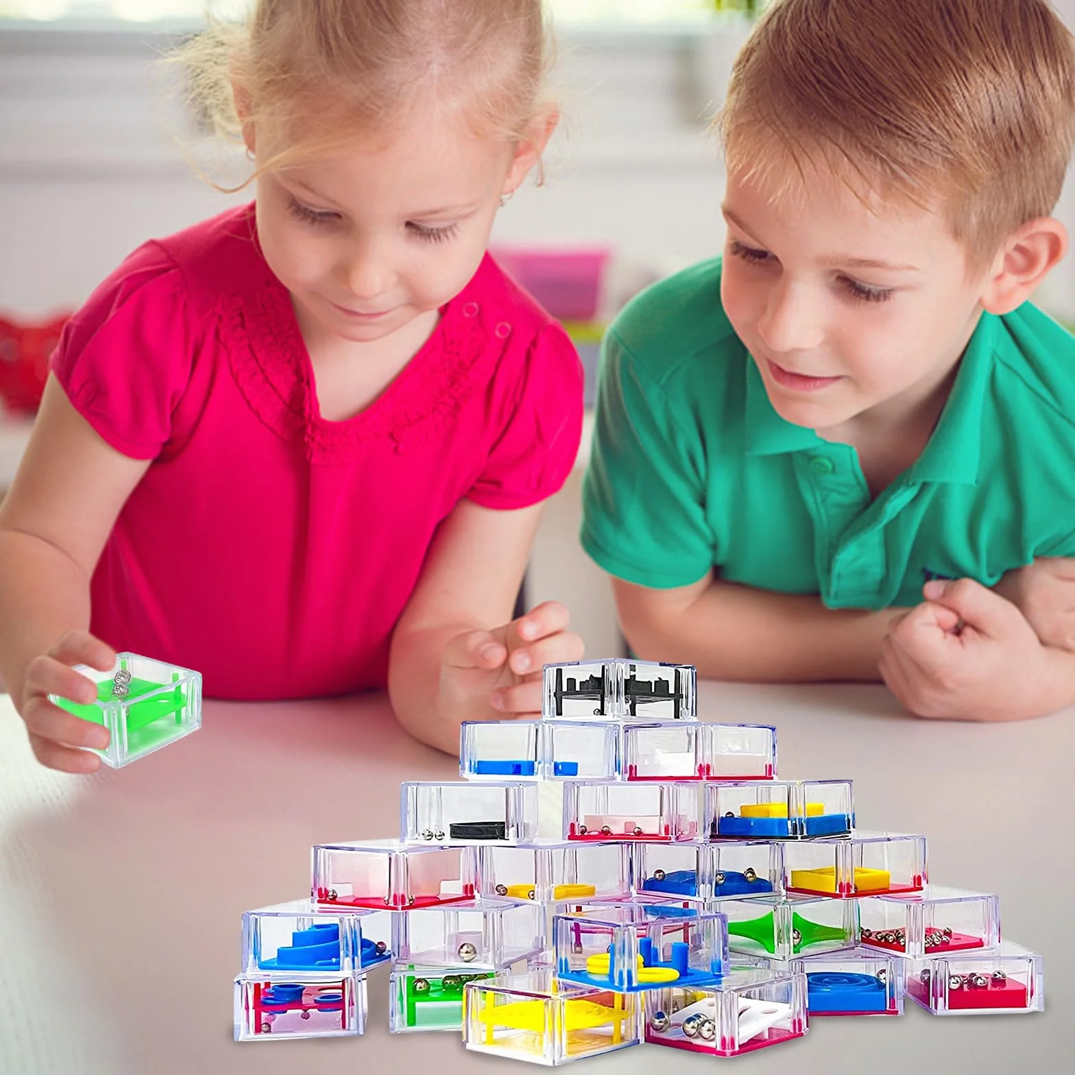 24 sztuki mini gry myślącej, logiczna gra, gra w cierpliwość, 3D zręcznościowa zabawka na urodziny dziecka