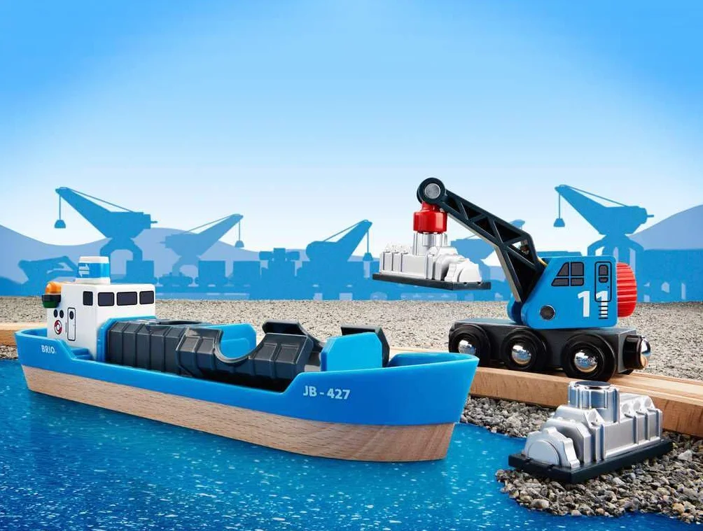 BRIO World kontenerowiec z wózkiem dźwigowym