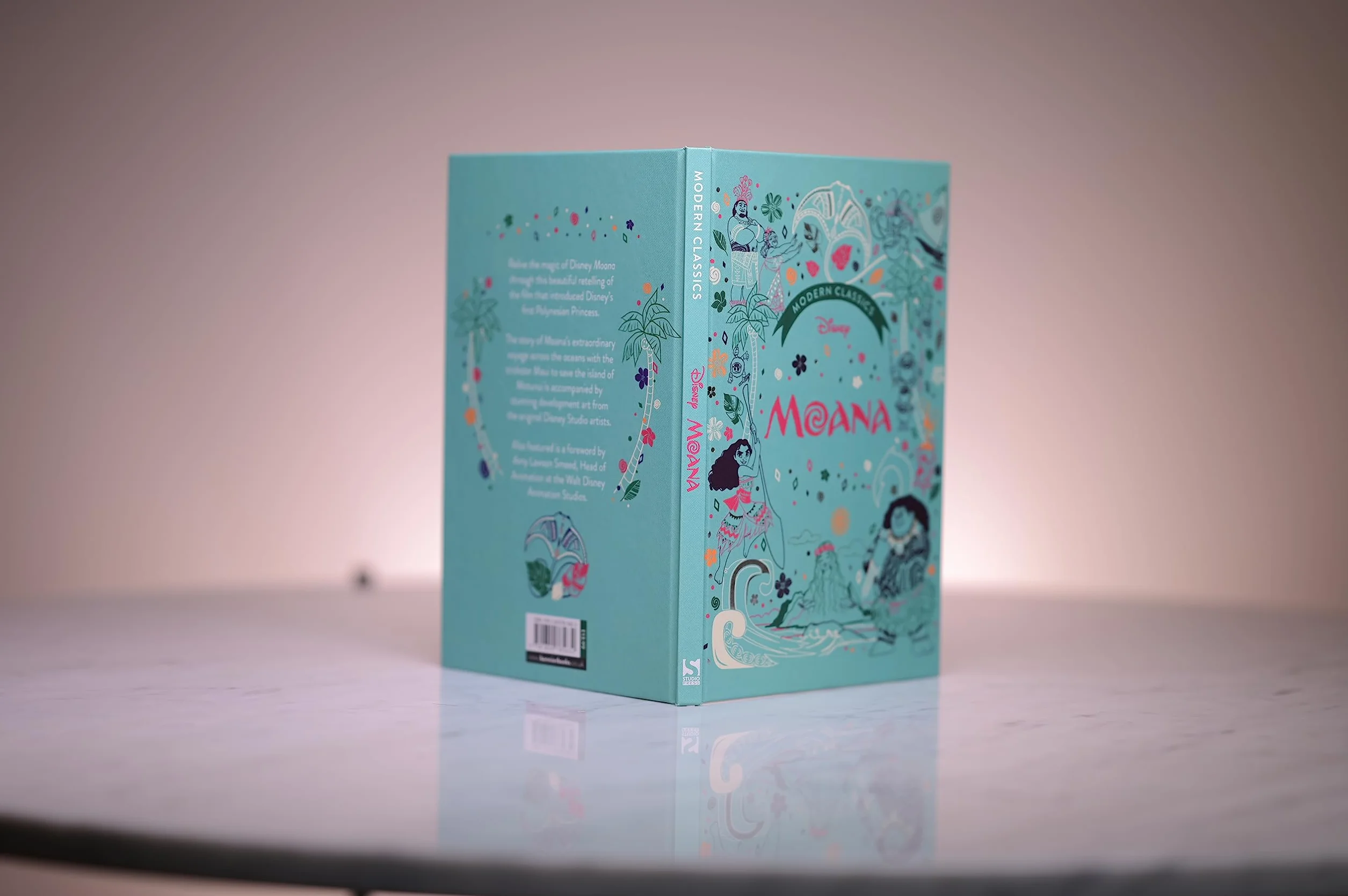 Moana (Disney Modern Classics): A deluxe gift book of the film - collect them all!