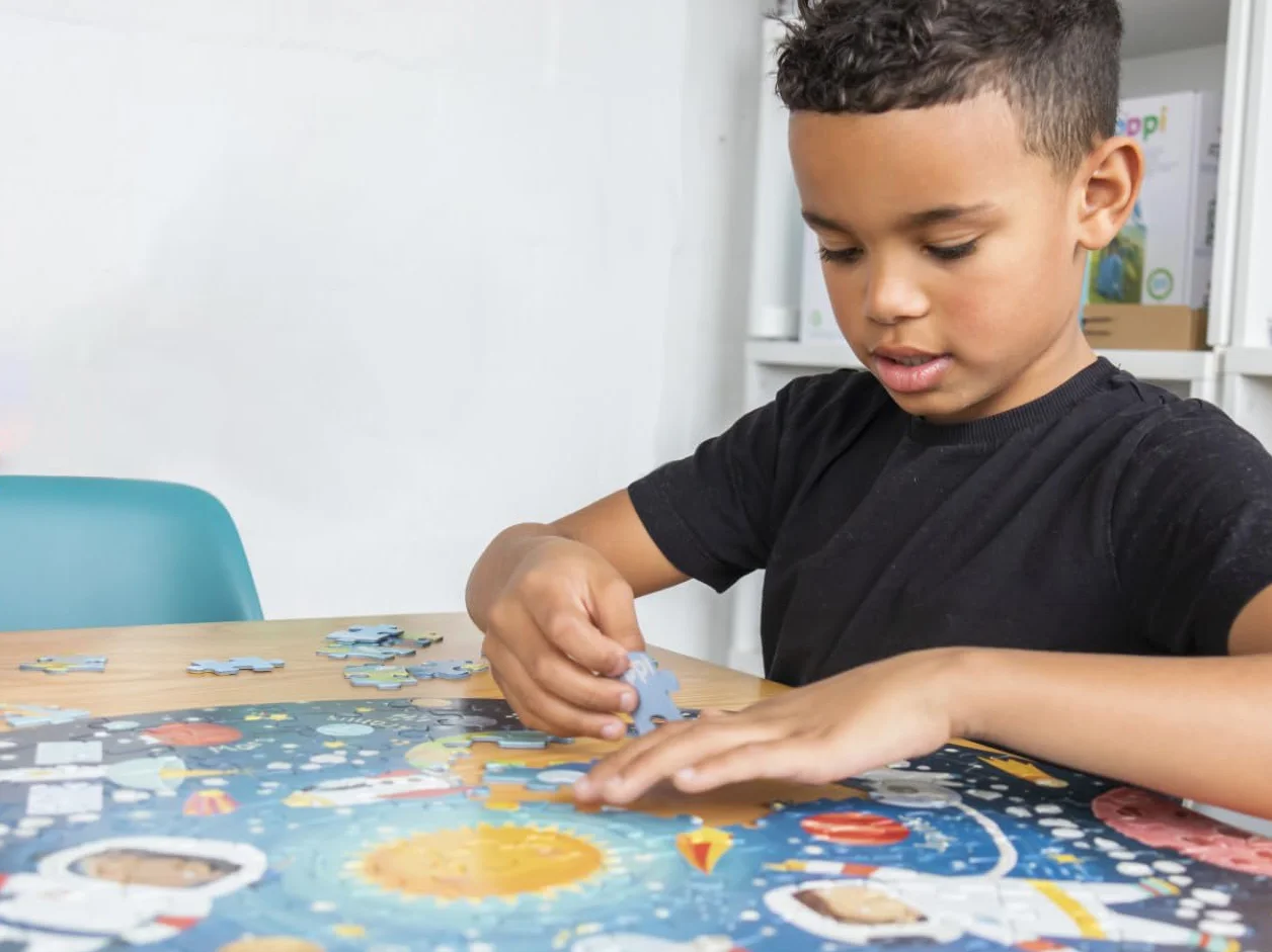 Mapa świata puzzle dla dzieci puzzle w wieku 5-8 lat - 150 sztuk zwierząt świata układanka ze 100% pochodzących z recyklingu - okrągłe wyrzynarki dla dzieci w wieku 5 lat od boppi
