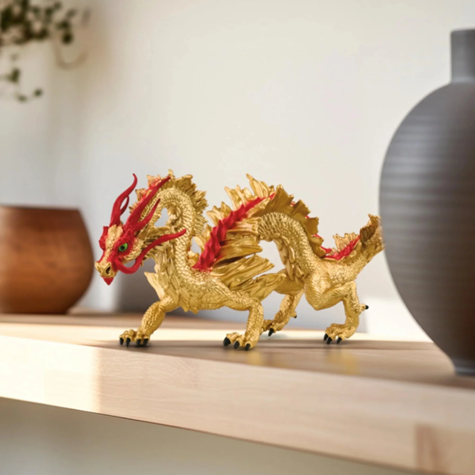 schleich ELDRADOR CREATURES | Smok Nowego Roku Księżycowego 72206 | Szczegółowa figurka smoka | Złoty talizman szczęścia z czerwonymi akcentami | od 7 lat | 29 × 12 × 12 cm | Wyłącznie na Amazon