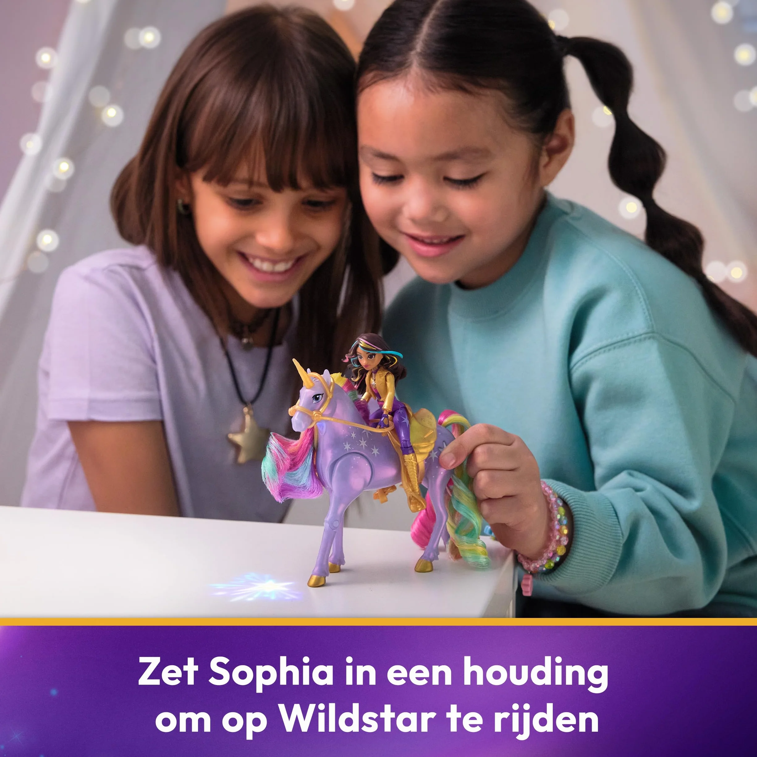 Unicorn Academy, Sophia & Light Magic Wildstar z tęczowymi efektami świetlnymi, 2 akcesoria do jazdy konnej, lalki i zabawki jednorożca dla dziewcząt w wieku od 4 lat