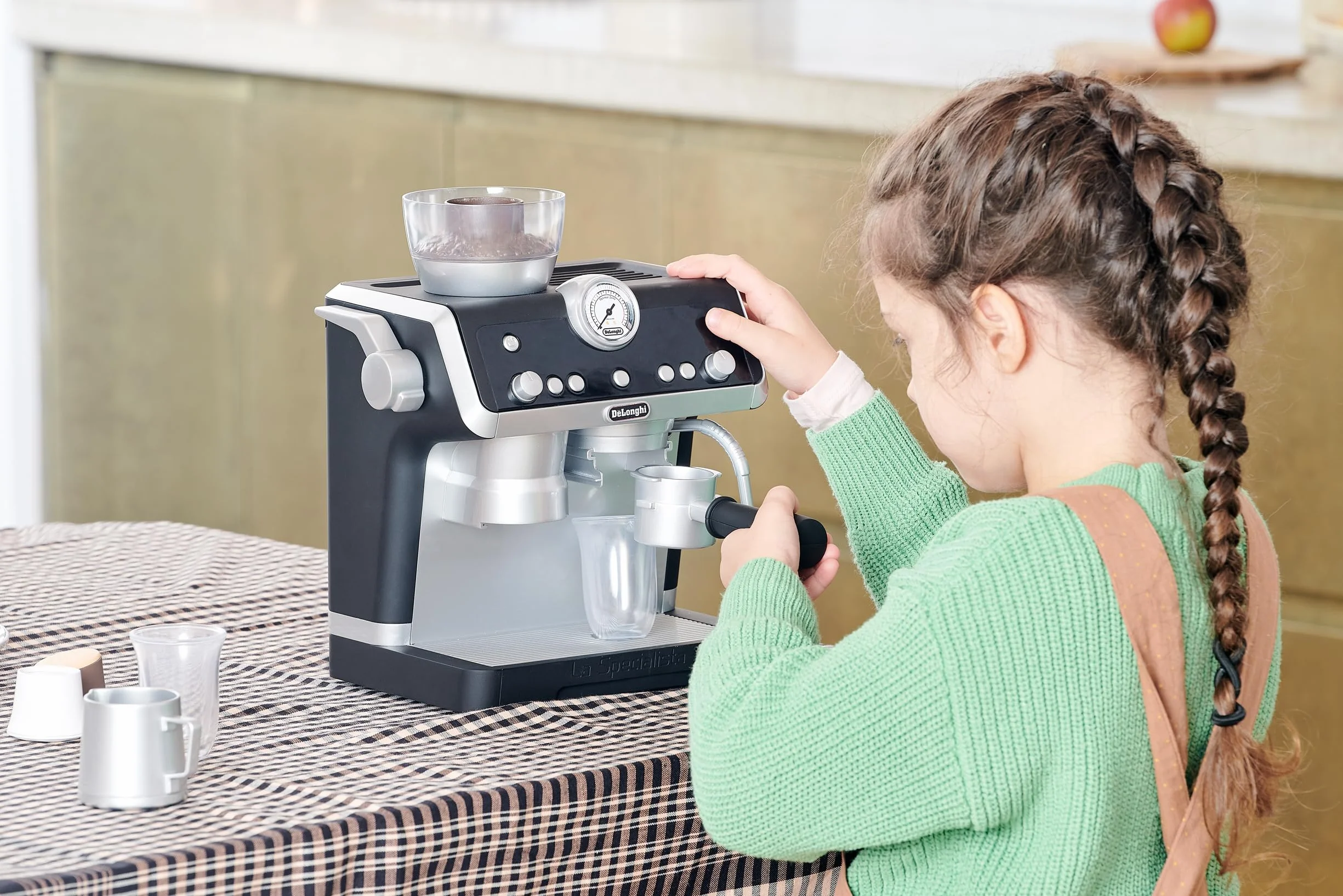 Casdon De'Longhi Toys. Barista ekspres do kawy, zabawkowy zestaw kuchenny dla dzieci z ruchomymi częściami, realistyczne dźwięki i magiczne ujawnienie kawy, dla dzieci w wieku od 3 lat, srebrny