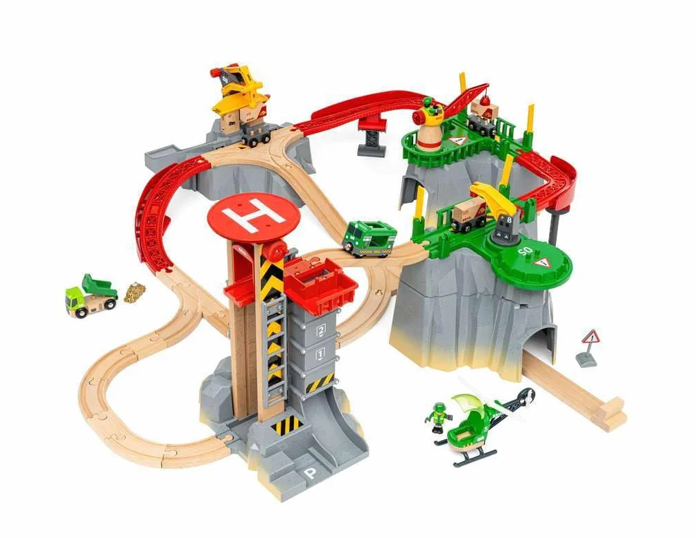 BRIO World 36010 Gebirgs-Frachten Set Deluxe - Eisenbahn-Spaß auf Mehreren Ebenen mit viel Zubehör - Viele Spielmöglichkeiten durch frei kombinierbare Elemente - Für Kinder ab 3 Jahren