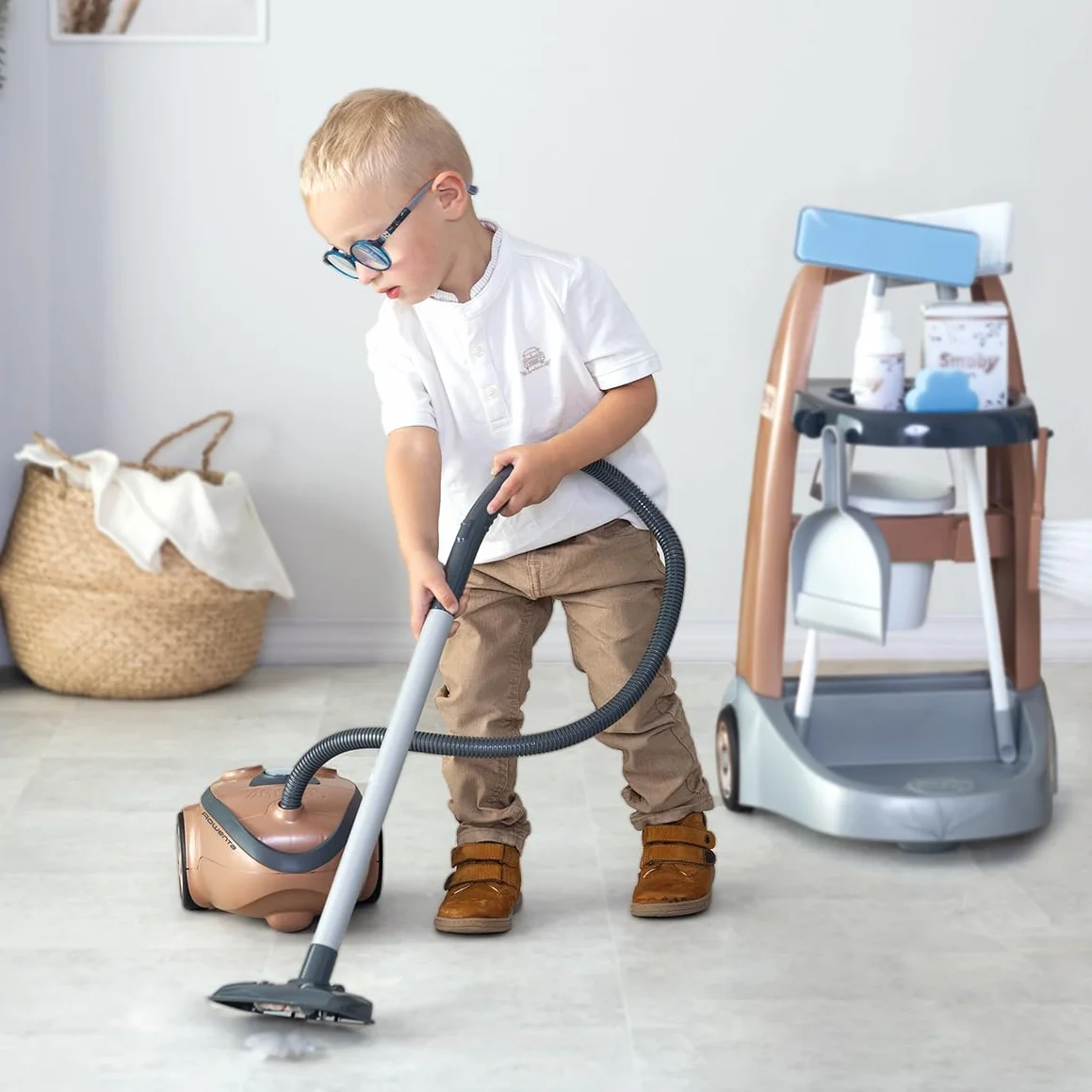 Smoby - Rowenta - Wózek do sprzątania + Odkurzacz - Zabawka imitująca - Funkcja elektroniczna - 9 akcesoriów - Od 3 lat - Wyprodukowano we Francji