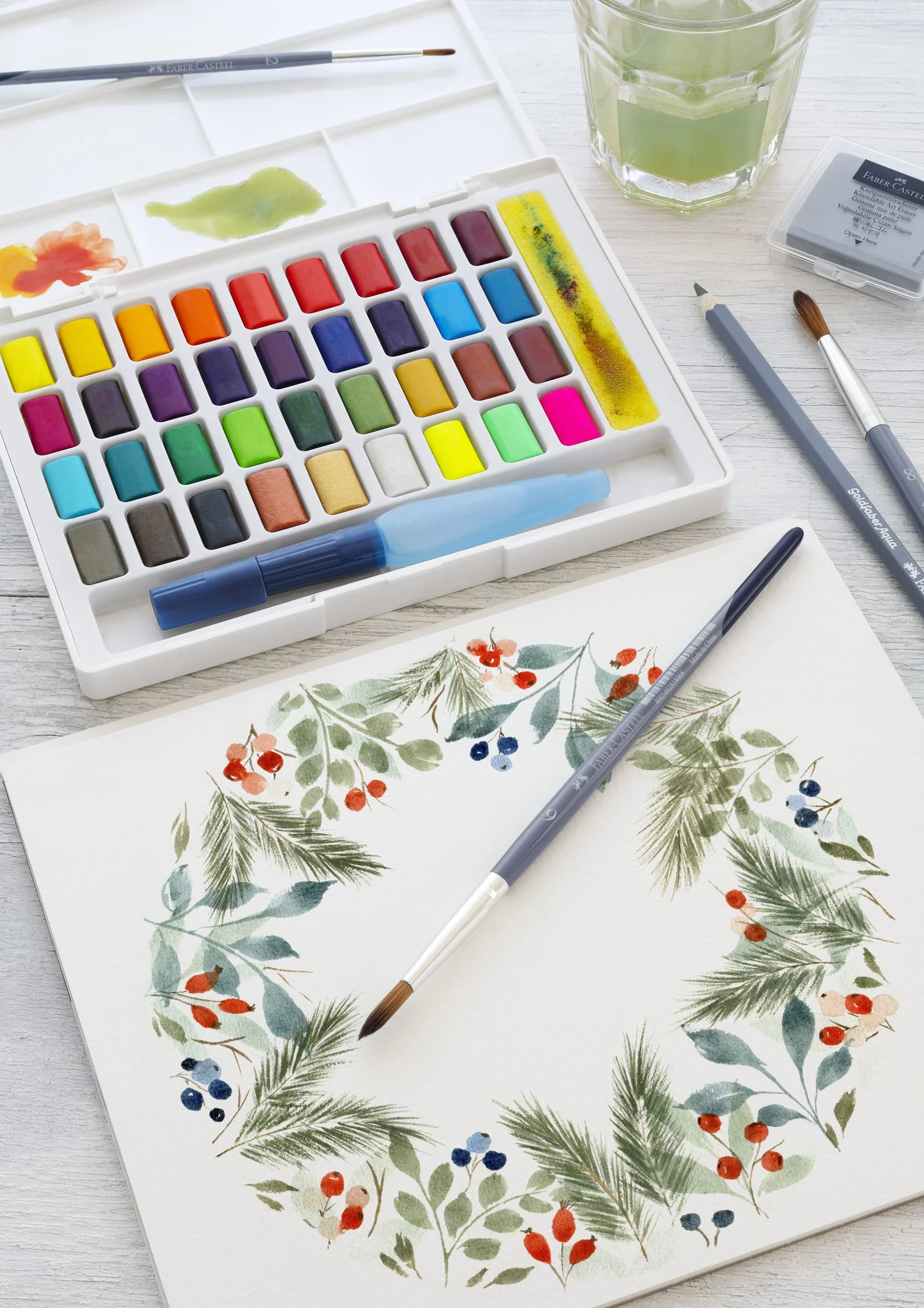 FABER-CASTELL Farby akwarelowe 36 sztuk w kubeczkach z pędzelkiem z zbiornikiem na wodę