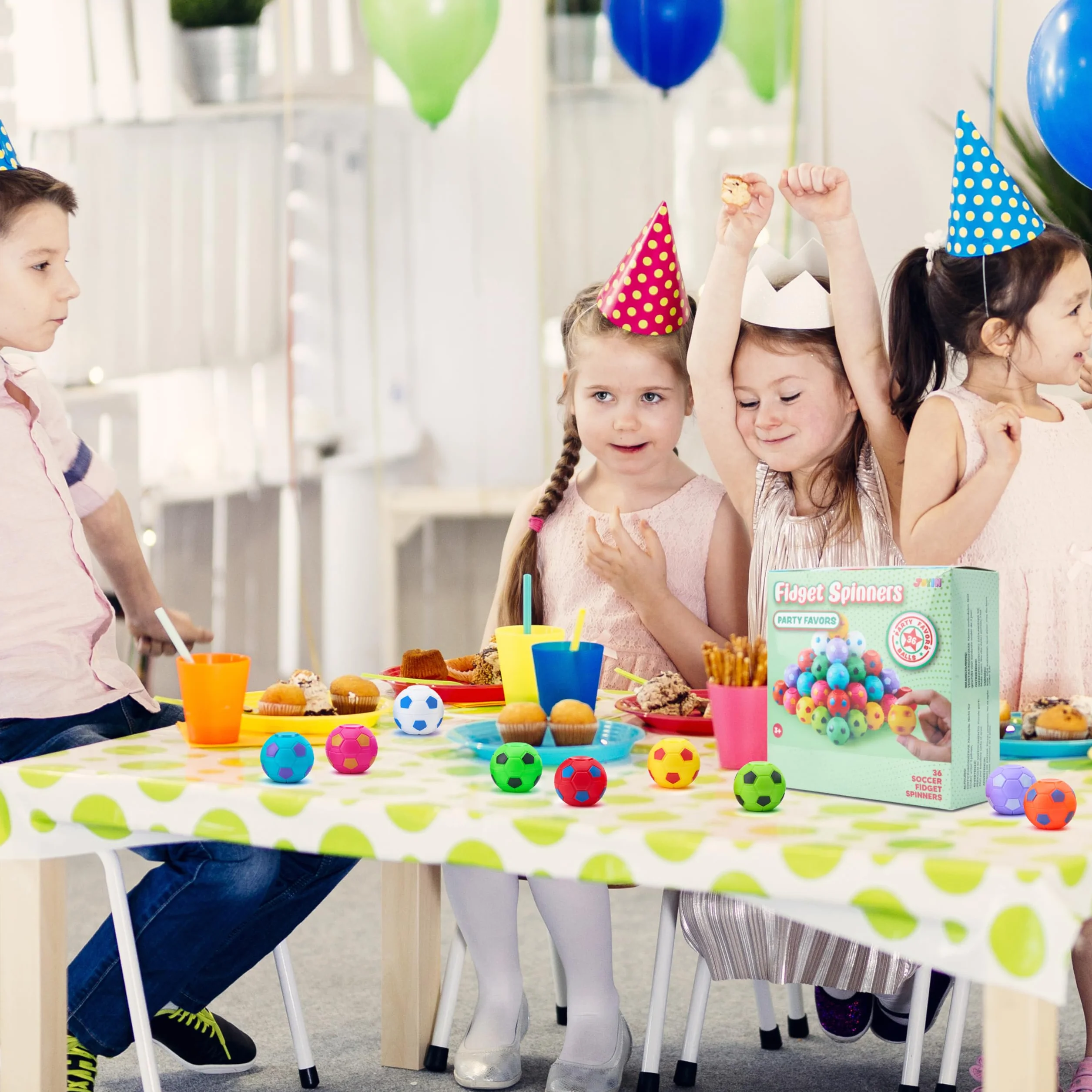 JOYIN 36 zabawek do piłki nożnej, zabawki masowe, mini piłka nożna, na urodziny, pudełko skarbów, do salonu, prezenty świąteczne i nagrody dla dzieci