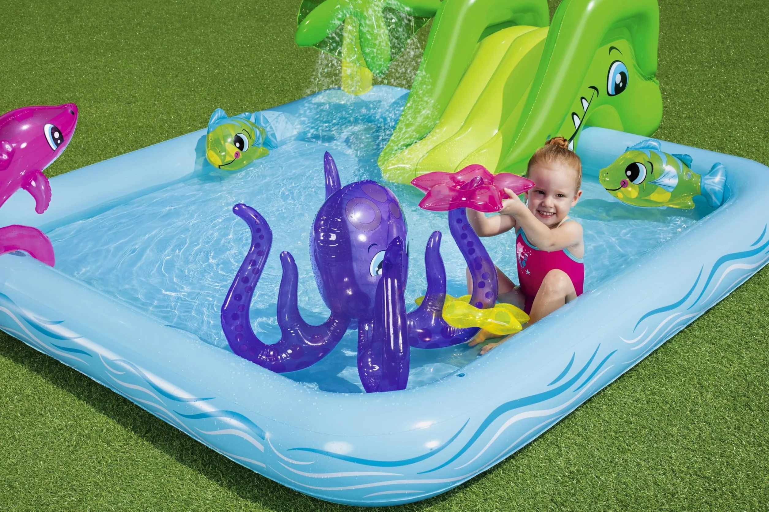 Bestway 1053052Xxx21 7'10" X 6'9" X 34"/2.39M X 2.06M X 86Cm Fantastic Aquarium Play Center